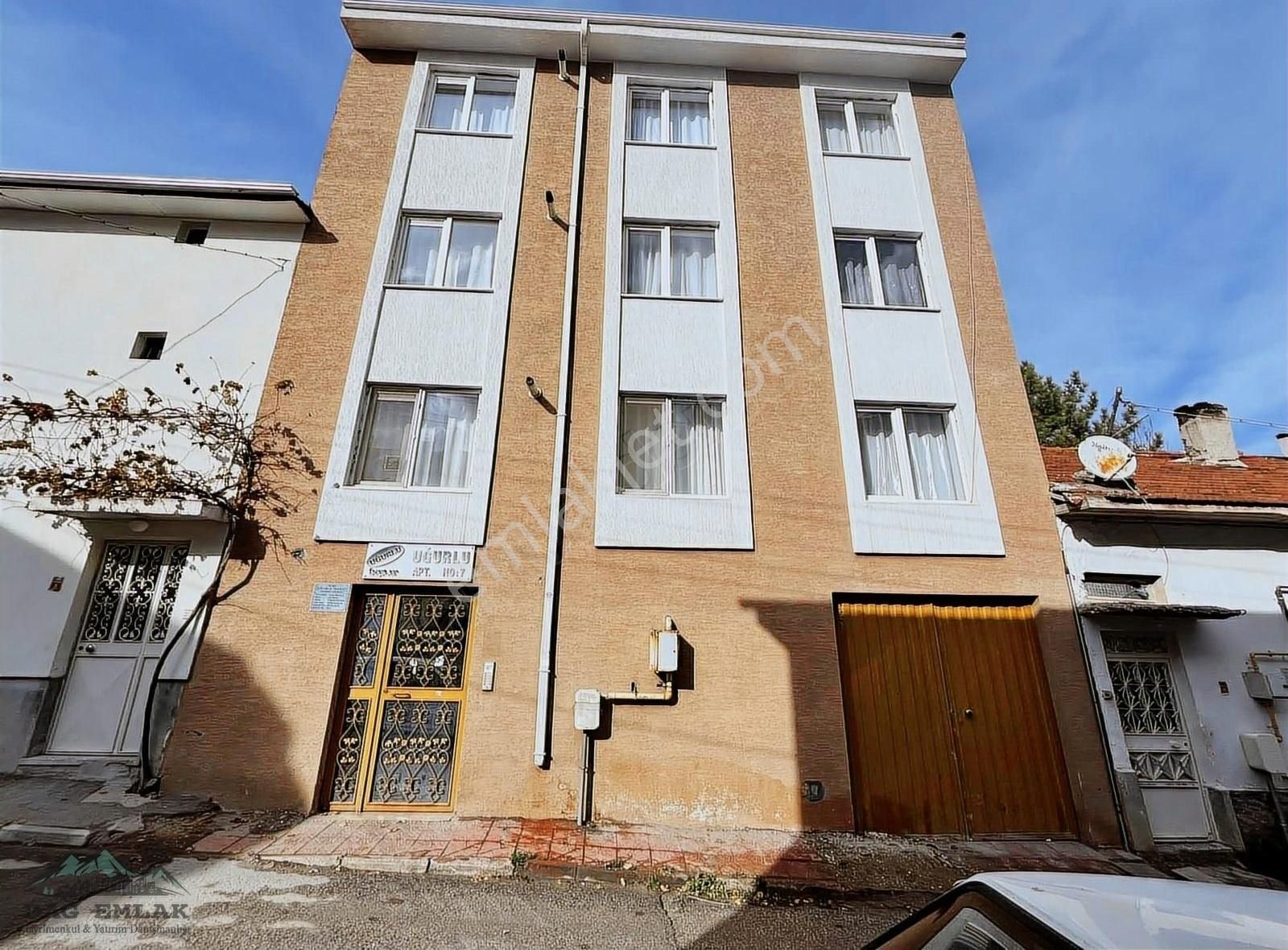 Eskişehir Tepebaşı Havalimanına Yakın Kiralık Daire Dağ Emlak//şirintepe Mh Üni. Yakını 1+1 Arakat Kiralık Daire