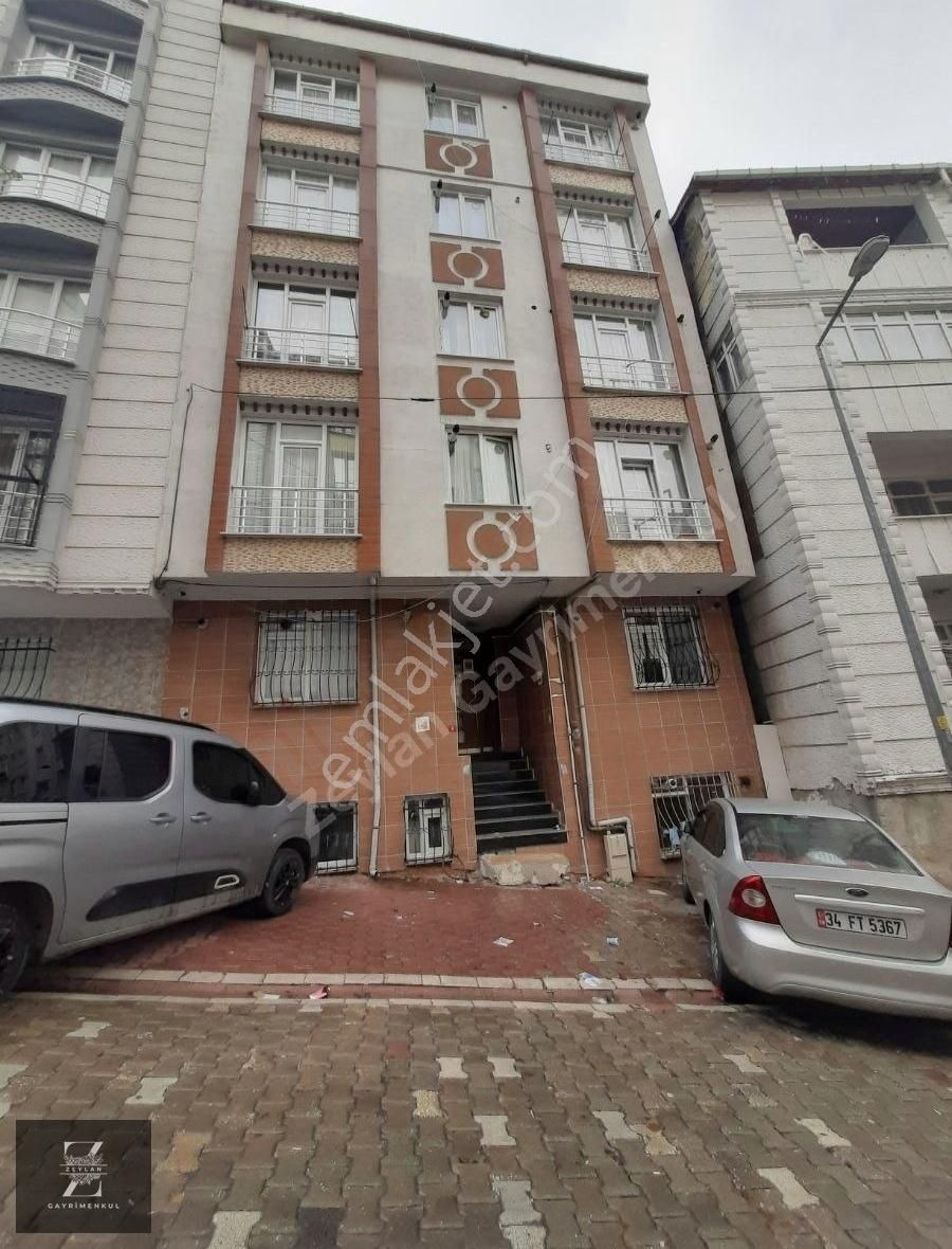 Esenyurt Çınar Kiralık Daire Kiralık 1+1 Bahçe Katı