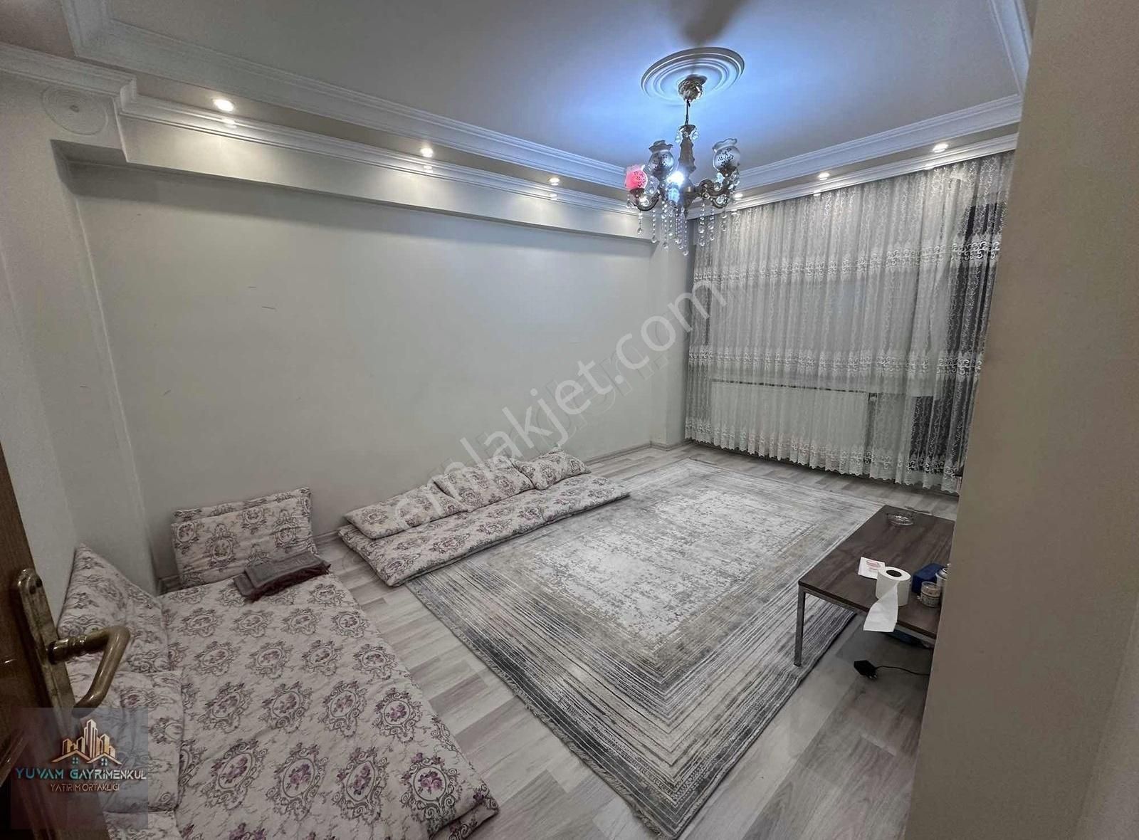 Bağcılar Yenigün Satılık Daire Yuvam Gayrimenkul'den Güneştepe Mah. 3+1 120 M2 Ara Kat Daire