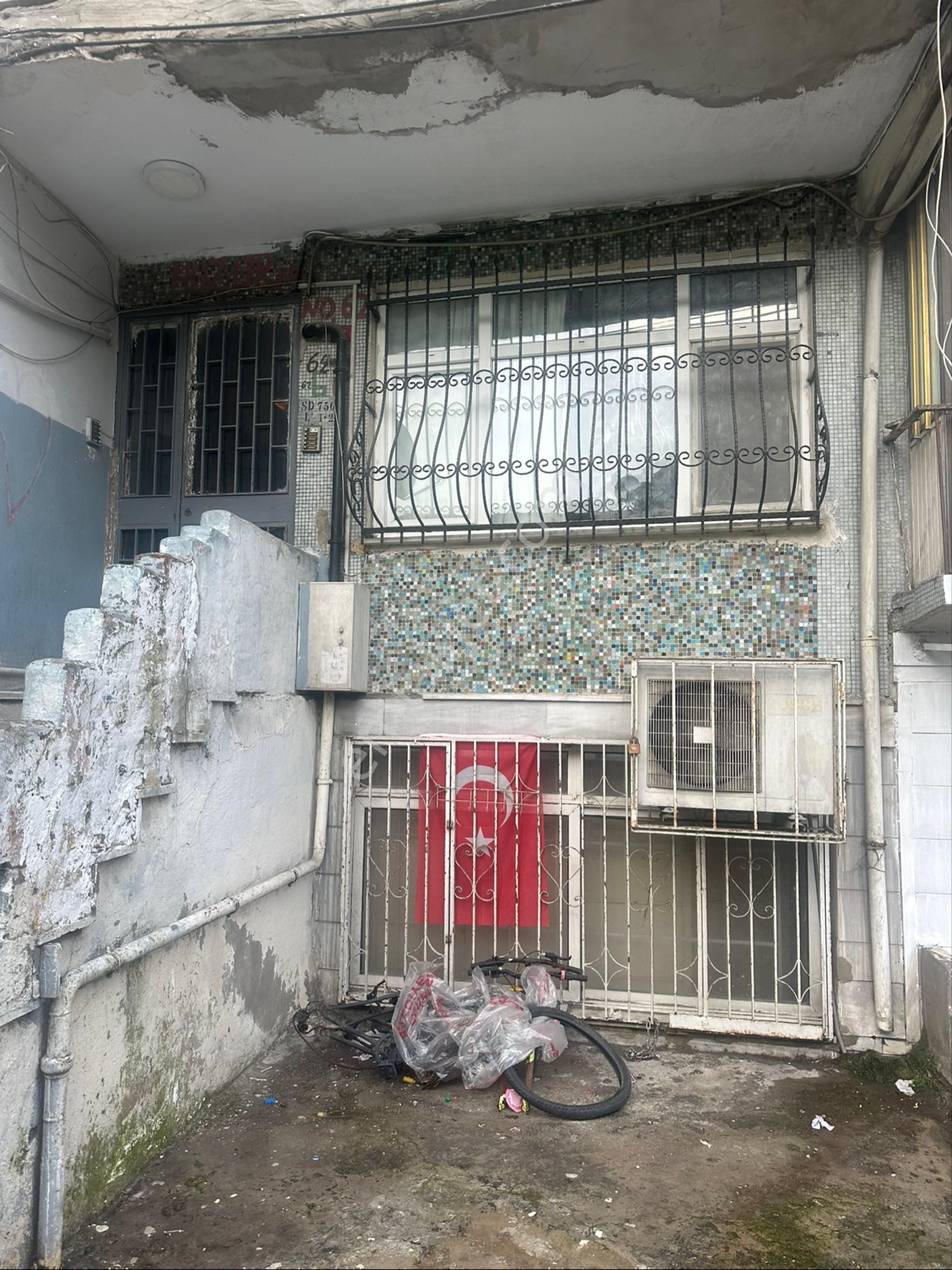 Fatih Karagümrük Satılık Daire Uzmannım Emlaktaktan Satlık