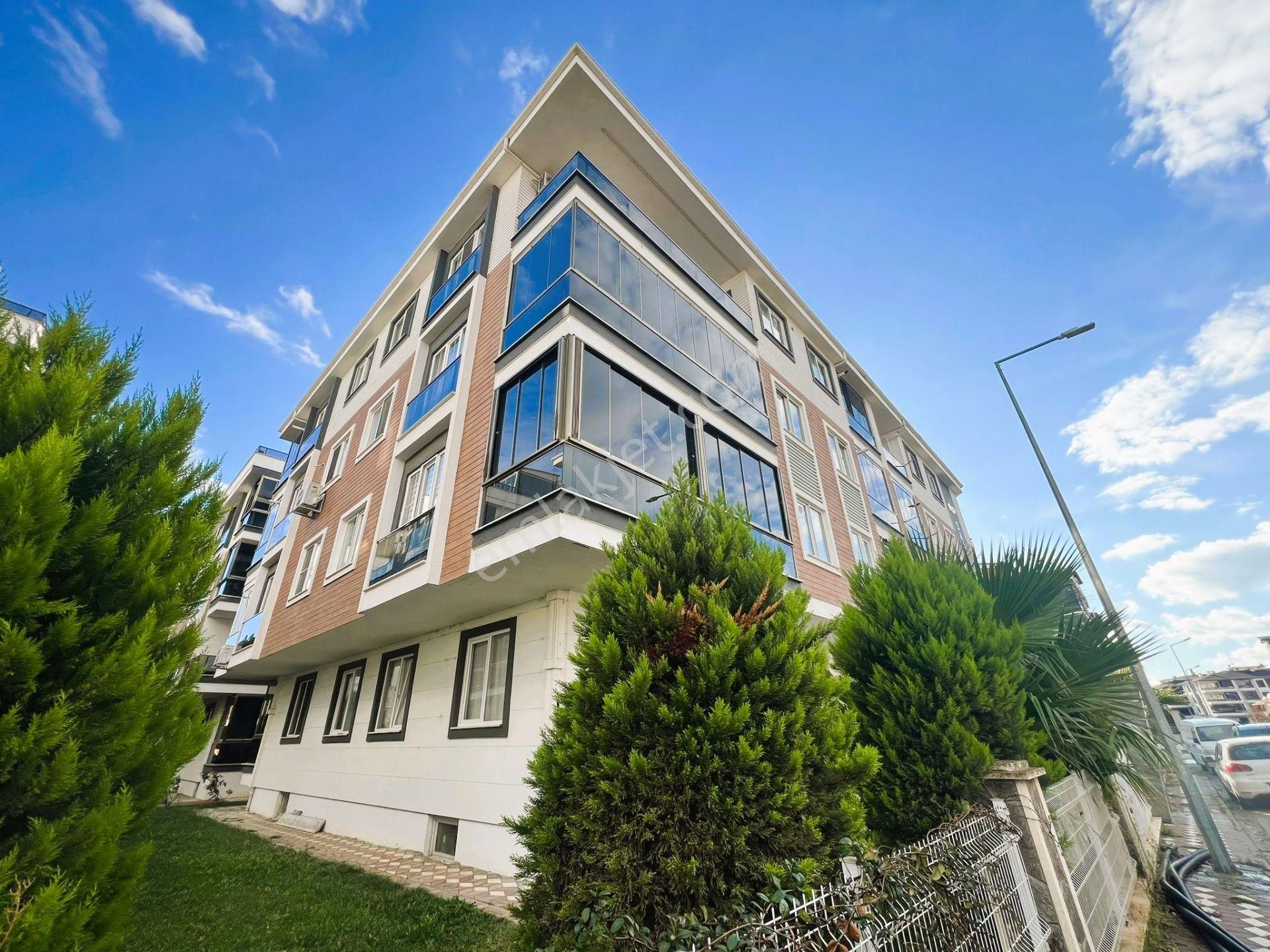 Edremit Altınkum Satılık Daire 🏡🏡alçınar Emlaktan Arakat Ebeveyn Banyolu 2+1 Daire🏡🏡