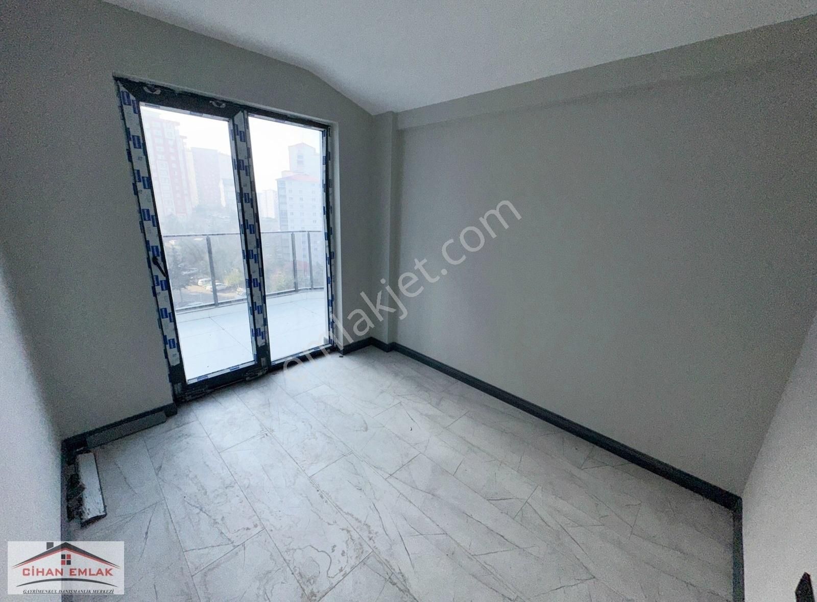 Yenimahalle Çiğdemtepe Satılık Daire Geniş Yatak Odası Geniş Mutfak 5+1 Sıfır Daire 250 M2 Cihandan