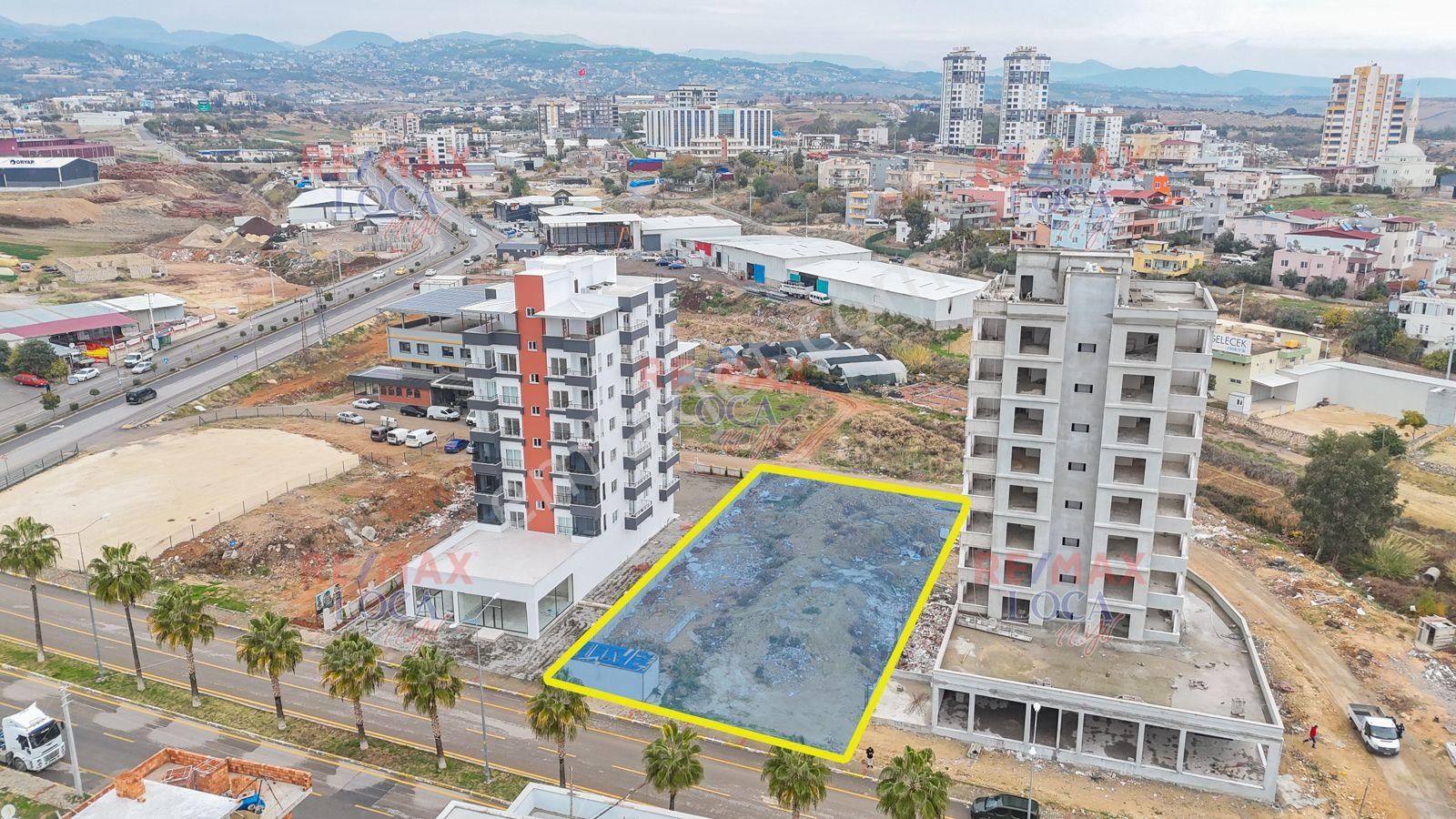 Mersin Toroslar Satılık Konut+Ticaret Alanı Remax Loca'dan Çavuşlu 230.cadde Üzeri Ticari+konut İmarlı Arsa