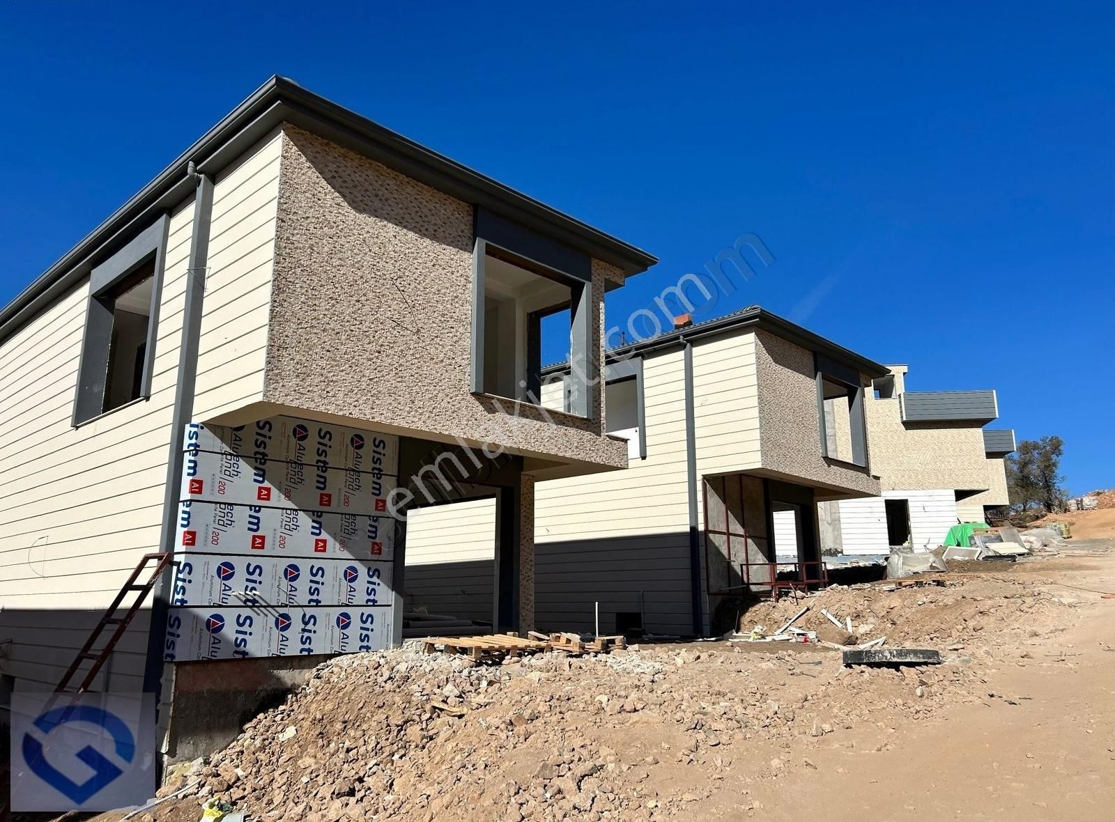 Güvenci'den Yeni Foça'da Projeden Satılık Dubleks Villalar - Görsel 6