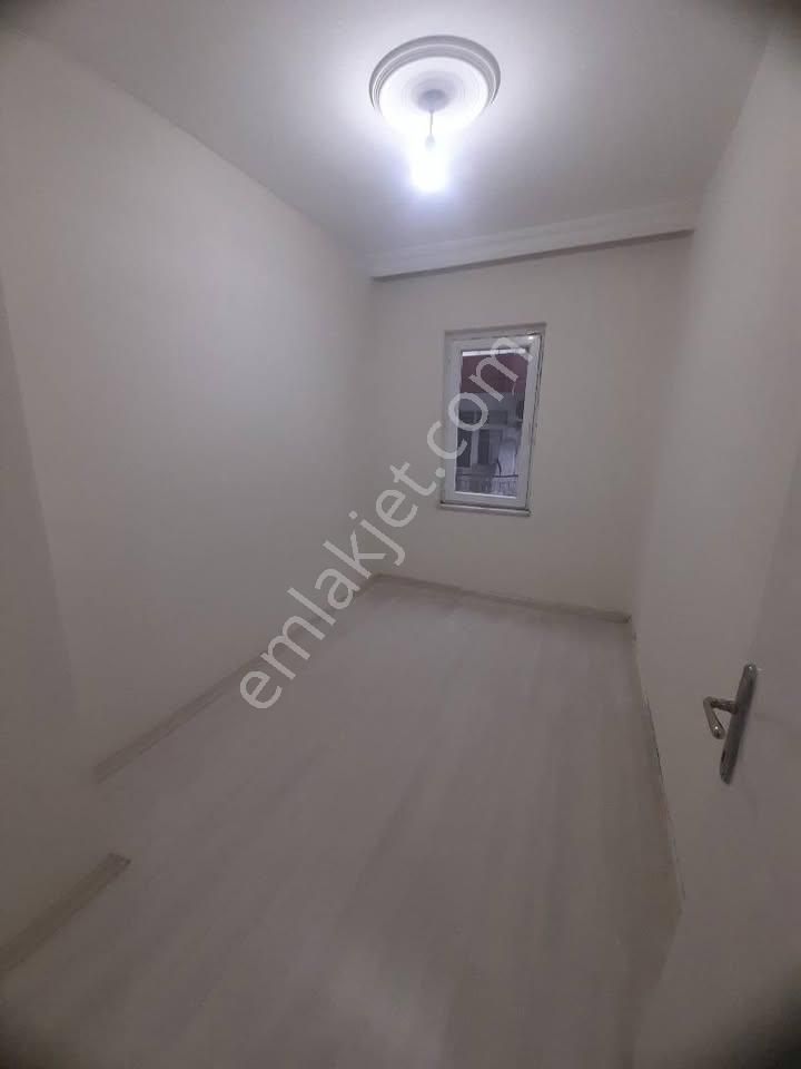 Muratpaşa Sedir Kiralık Daire Antalya Muratpaşa Sedir Mahalleside 3+1 2nci Katta Asansörsüz Kiralık Daire