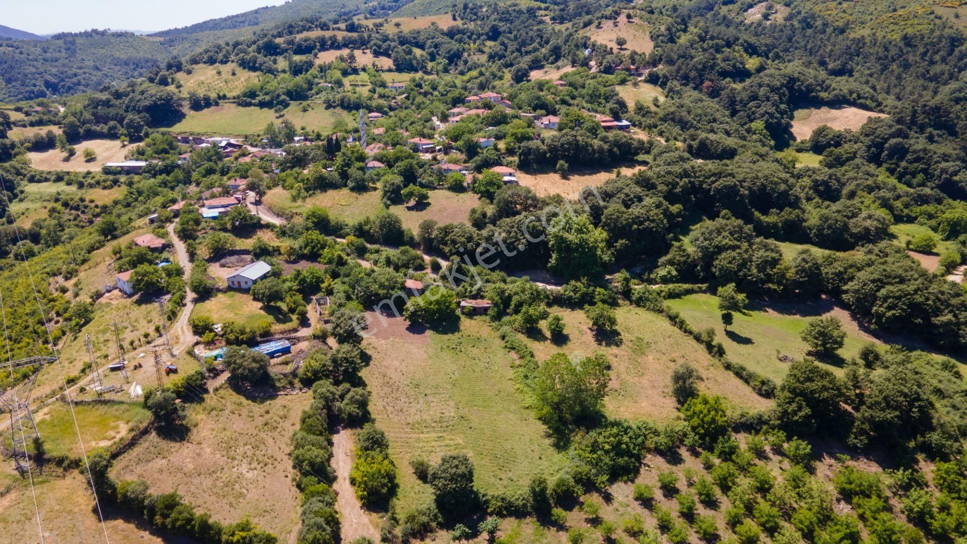 Çanakkale Kazdağları Yenice'de 809 M² İmarlı Köyiçi Arsa