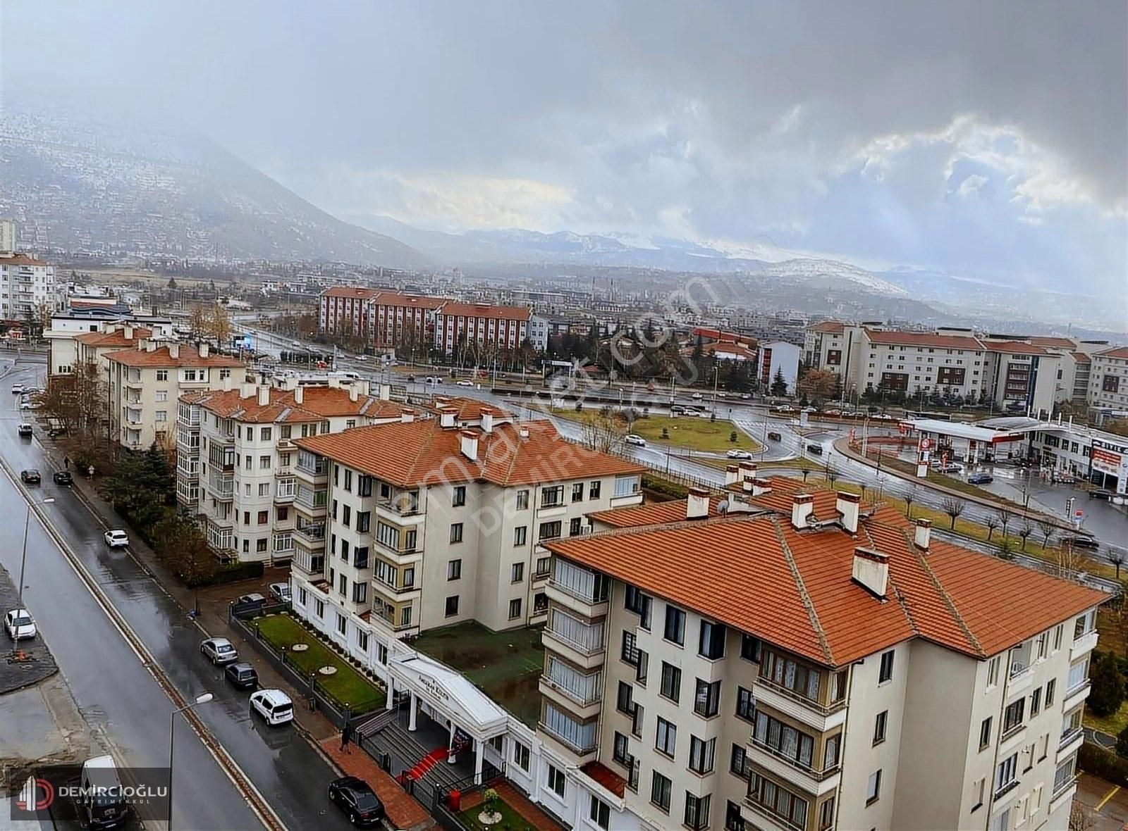 Talas Yenidoğan Satılık Daire Erciyes Üniversitesine Yürüme Mesafesinde Harika Konumlu Daire