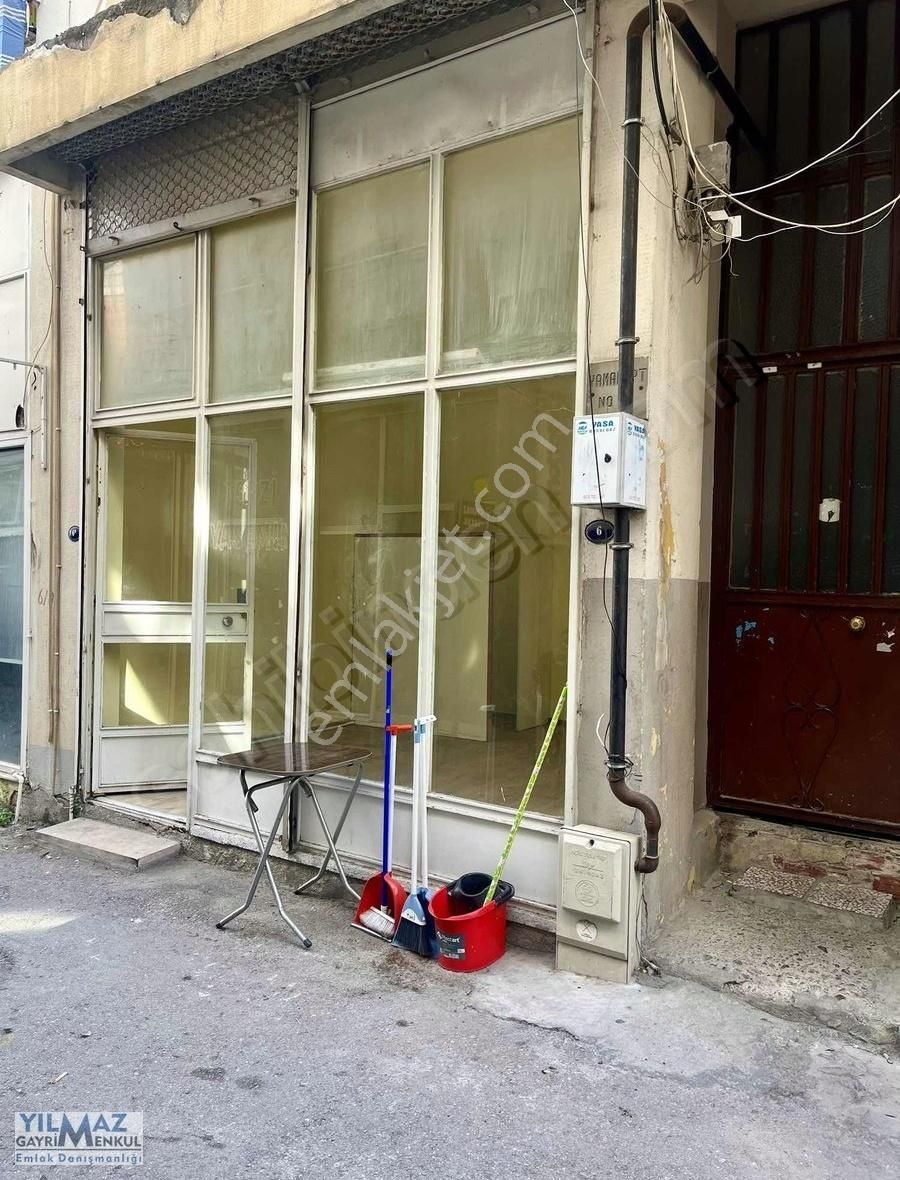 Aliağa Merkez'de İzmir Caddesi Yanı Satılık Dükkan - Görsel 3