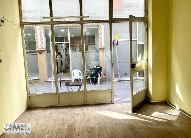 Aliağa Merkez'de İzmir Caddesi Yanı Satılık Dükkan - Görsel 8