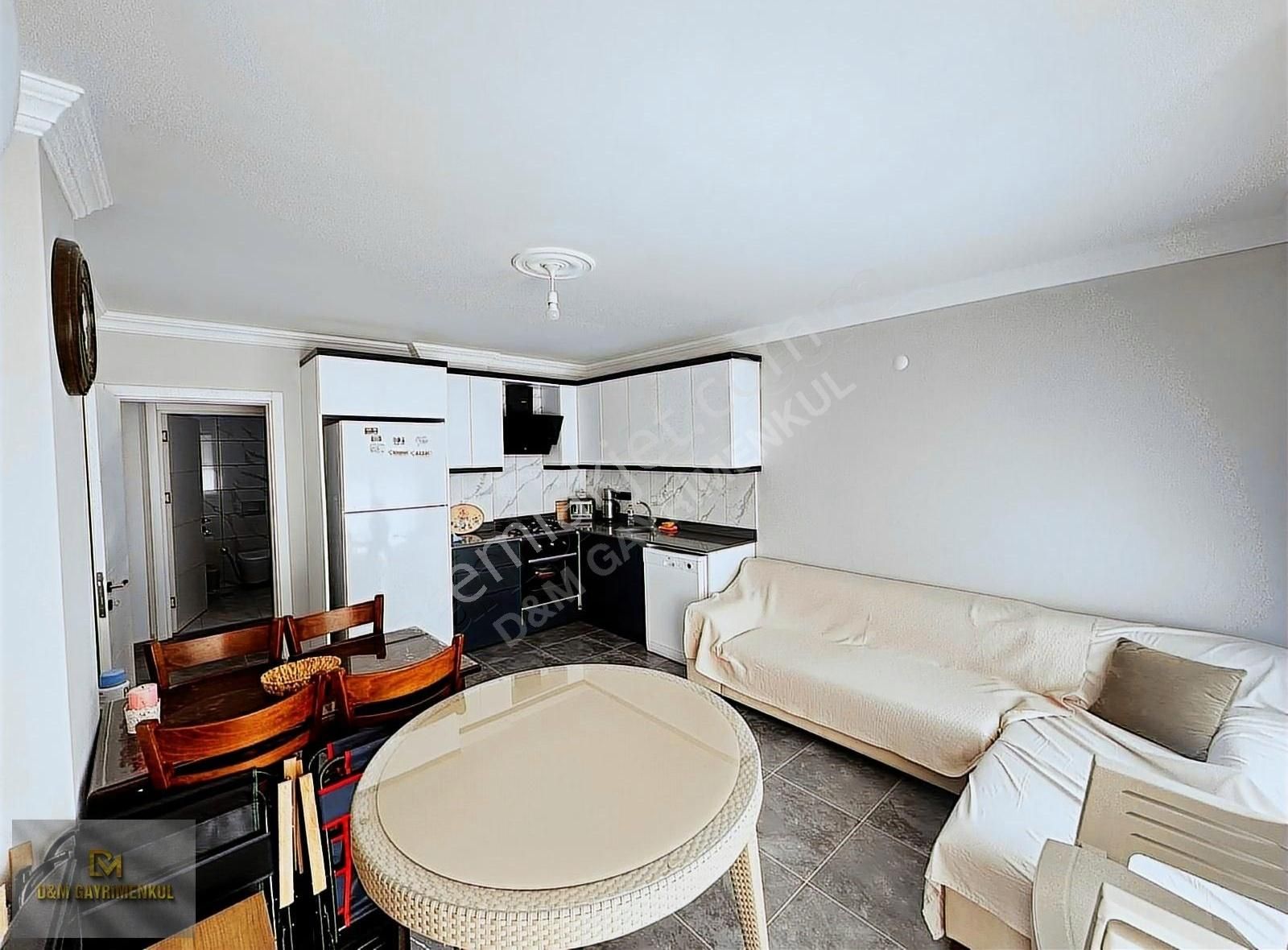 Akbuk'de Ful Denız Manzaralı Kısmi Esyalı 1+1 Fırsat Daire - Görsel 11