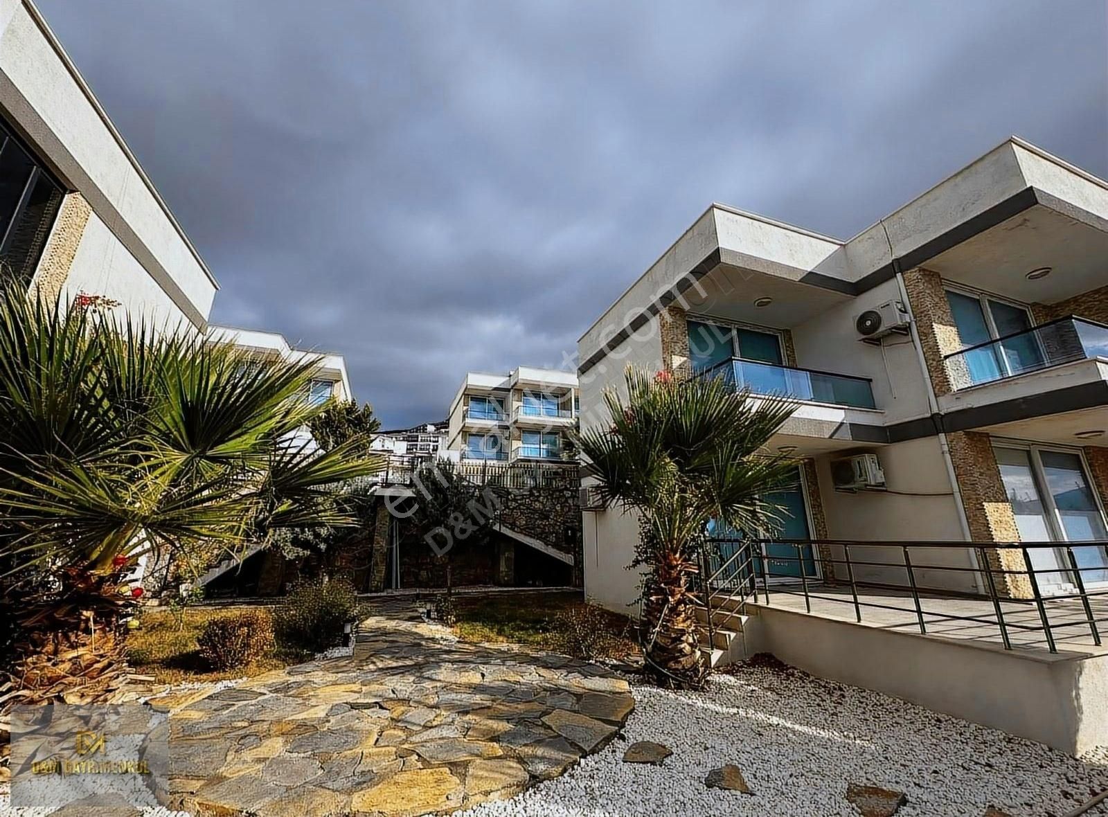 Akbuk'de Ful Denız Manzaralı Kısmi Esyalı 1+1 Fırsat Daire - Görsel 12