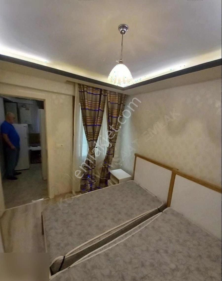 Kütahya Merkez Lala Hüseyin Paşa Kiralık Daire Kolçan Emlak'tan Menderes Caddesin'de 1+1 Eşyalı Kiralık Daire