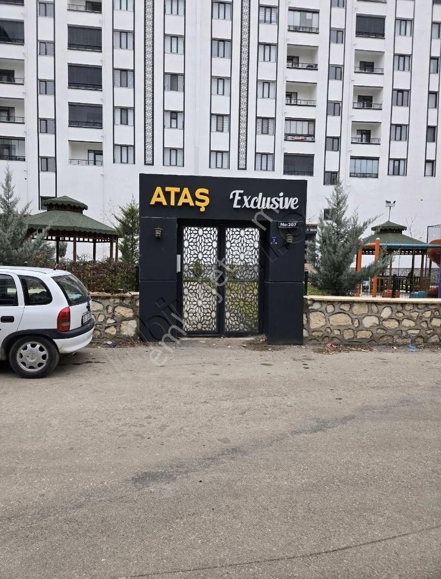 Elazığ Merkez Ataşehir Satılık Daire Malatya Caddesi Üzerinde Satılık 225m2 4+1 Daire