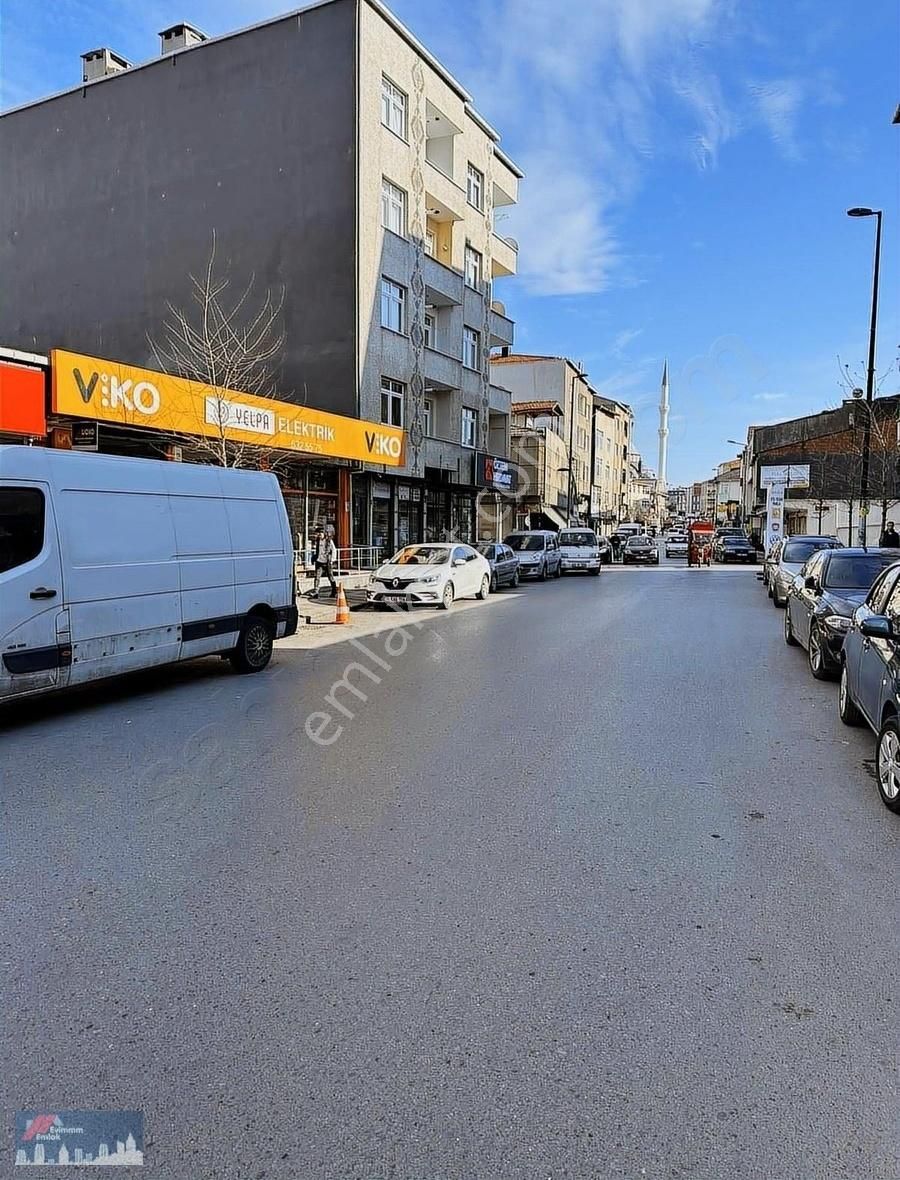 Ümraniye Kazım Karabekir Satılık Tarla Ademyavuz Caddesi Üzeri Dükkan Ve Daire 97 M2 Arsası İle Satılık