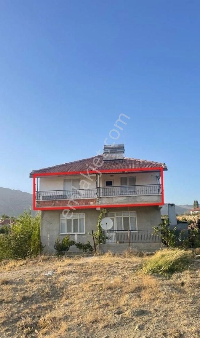 Elmalı Yeni Kiralık Daire Antalya Elmalı İlçesinde Devlet Hastanesine 400 Metre Mesafede 2+1 Sobalı Müstakil Ev Kiralıktır