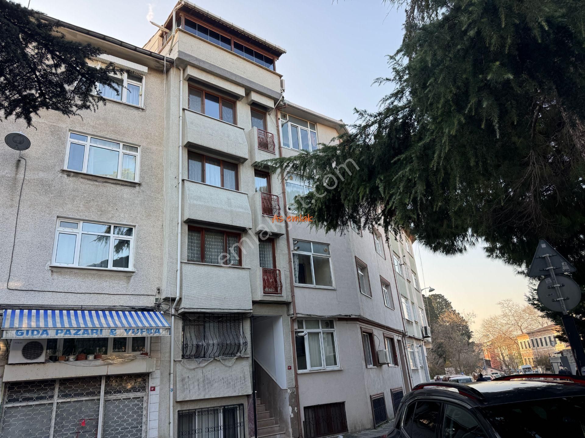 Üsküdar Murat Reis Satılık Daire As Emlak'tan 4+2 Caddeye Yakın İki Ayrı Daire Şeklinde Lüx Dublex Daire