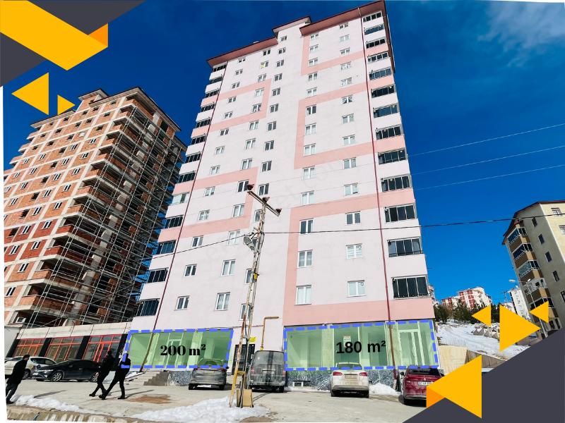 Bayburt Merkez Şingah Kiralık Dükkan & Mağaza Yeni Yerleşim Bölgesinde Ticarete Hazır Kiralık İşyeri