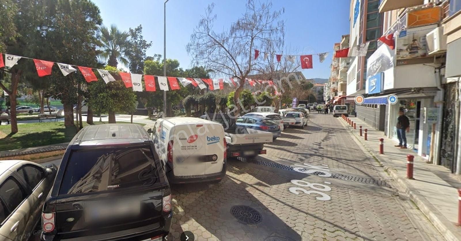 İzmir Konak Devren Büfe Güzelyalı Parkında Devren Çay Ocağı & Büfe