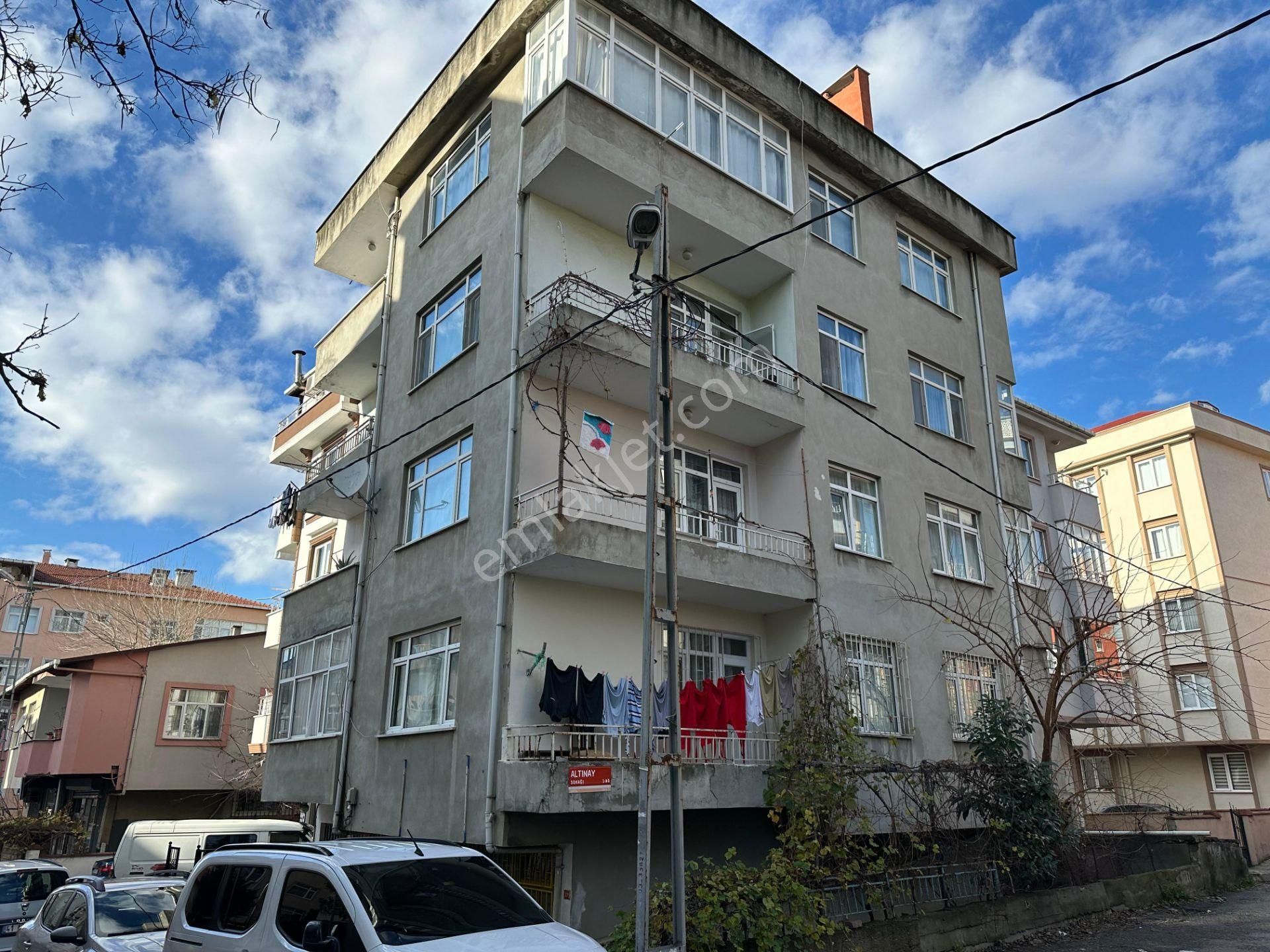 Kartal Orta Satılık Daire Orta Mahalle'de 3+1 115 M2 Arsa Tapulu Satılık Daire