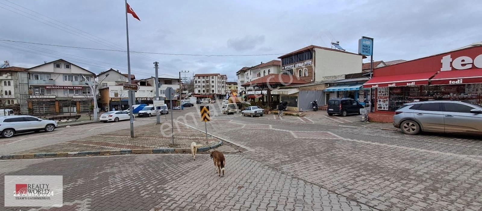 Kandıra Kefken Satılık Villa Rw Team's Gayrimenkul Kandıra Kefken Satılık Yazlık Ve Dükkan.