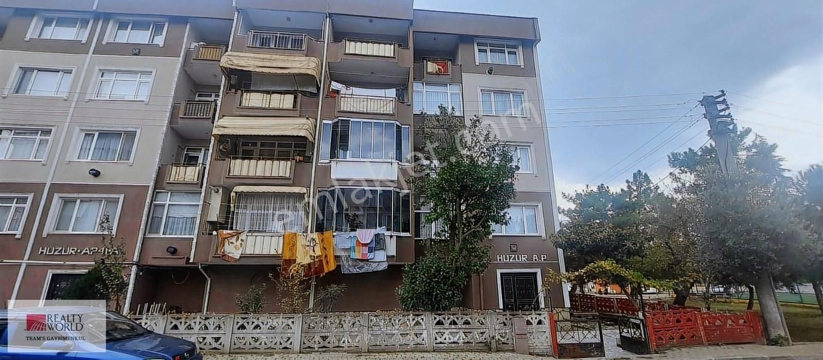 Derince İbnisina Satılık Daire Derince Hastane Yanında 2+1 Fırsat Daire