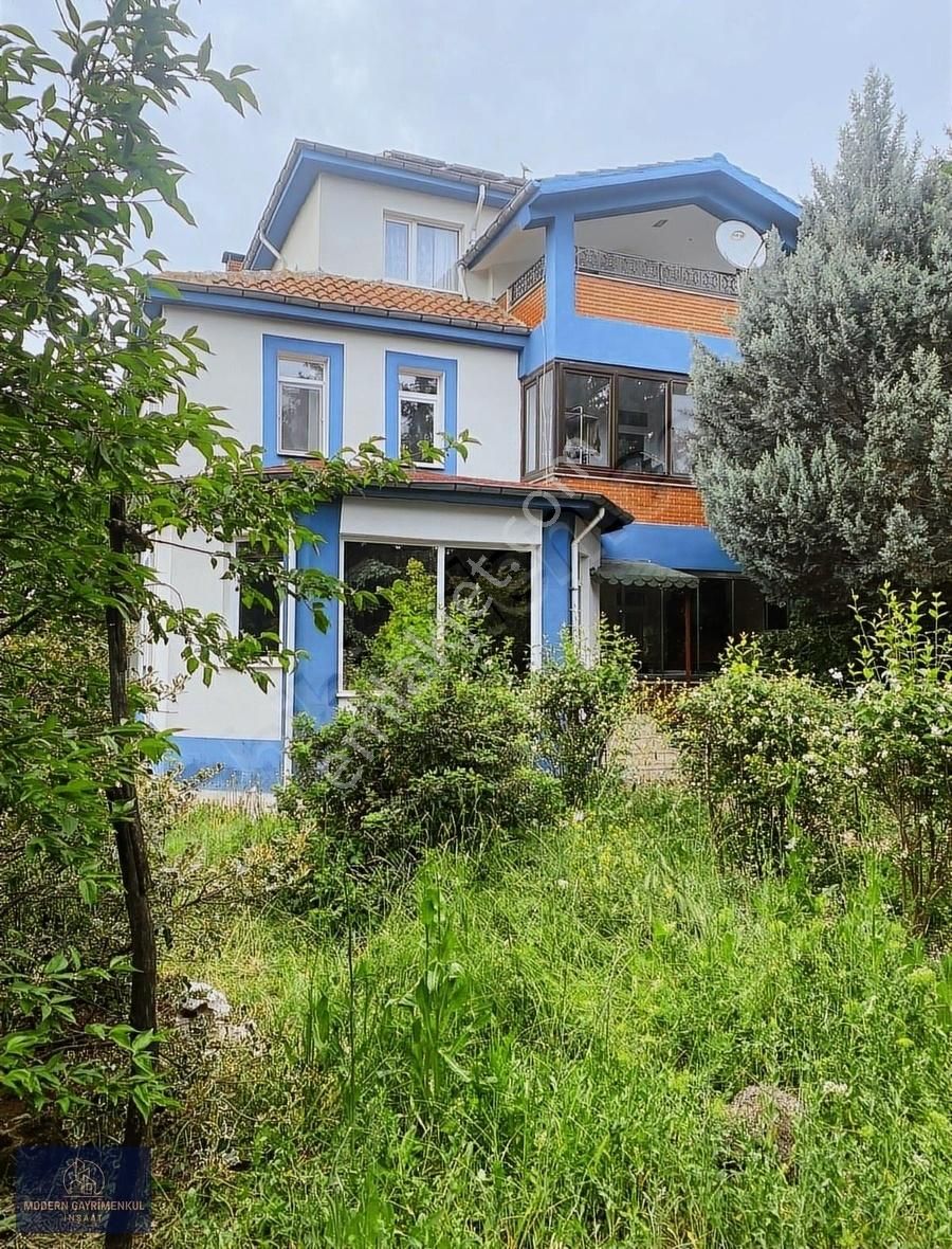 Tepebaşı Yukarı Söğütönü Satılık Villa Es Modern'den Aşağı Söğütönü Mh. Satılık Tripleks Villa