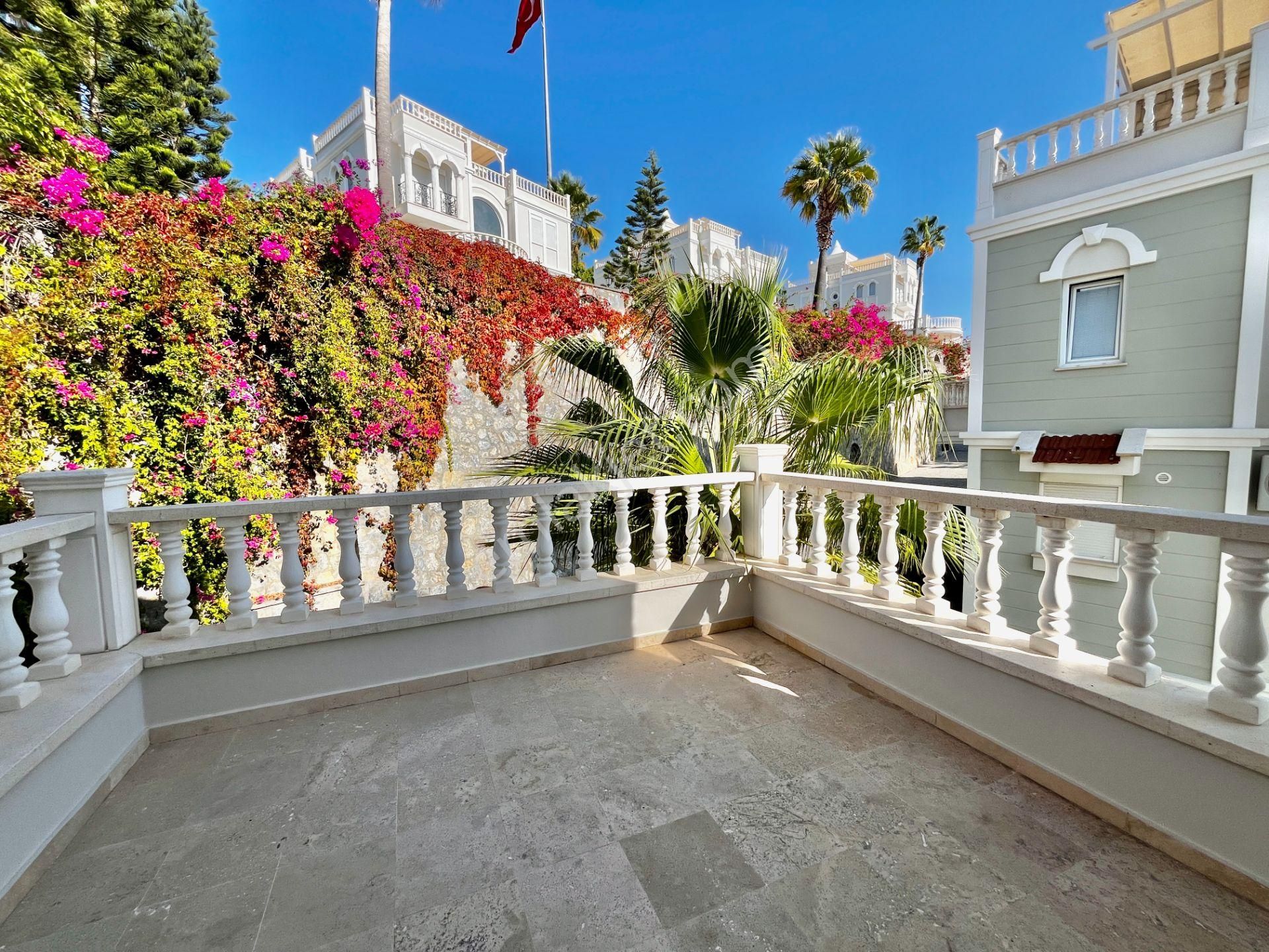 Alanya Uygun Oasis Club'ta Müstakil 4+1 Satılık Villa - Görsel 8