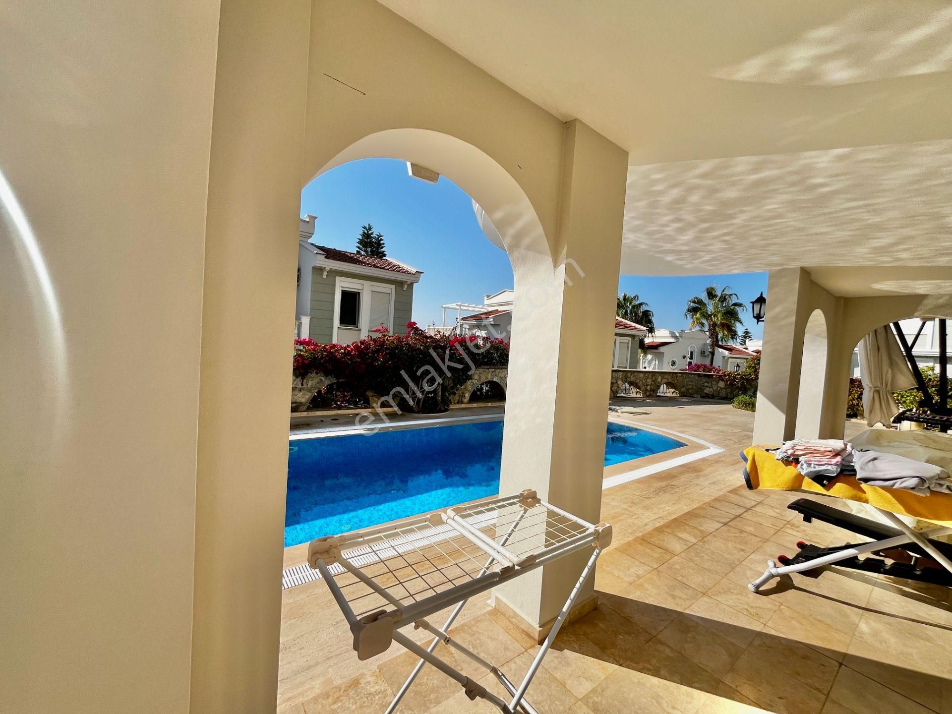 Alanya Uygun Oasis Club'ta Müstakil 4+1 Satılık Villa - Görsel 5