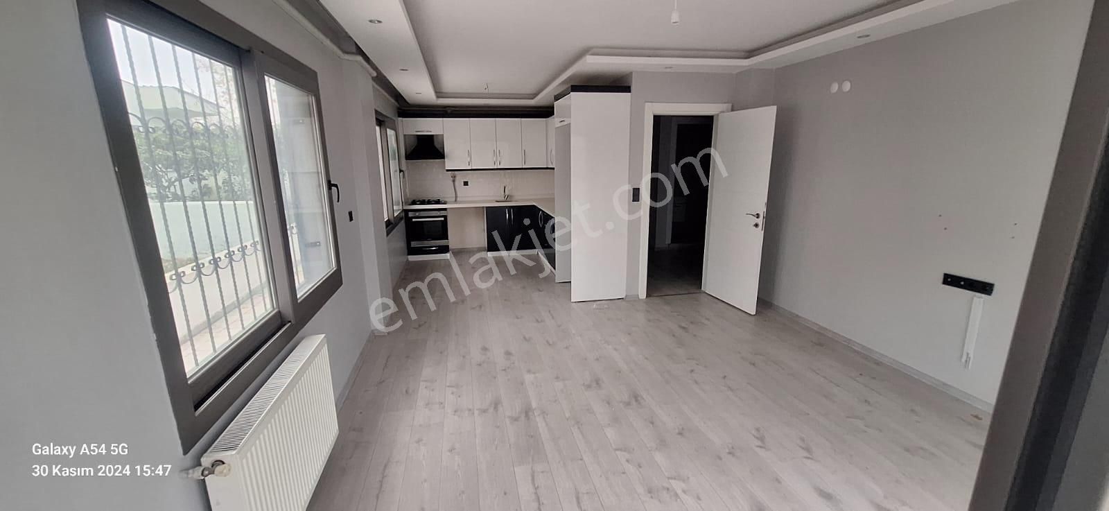 Bergama Bahçelievler Kiralık Daire Kiralık Zafer Mahallesi 50yıl Caddesi Üzerinde 2+1 Doğalgazlı Yeni Daire