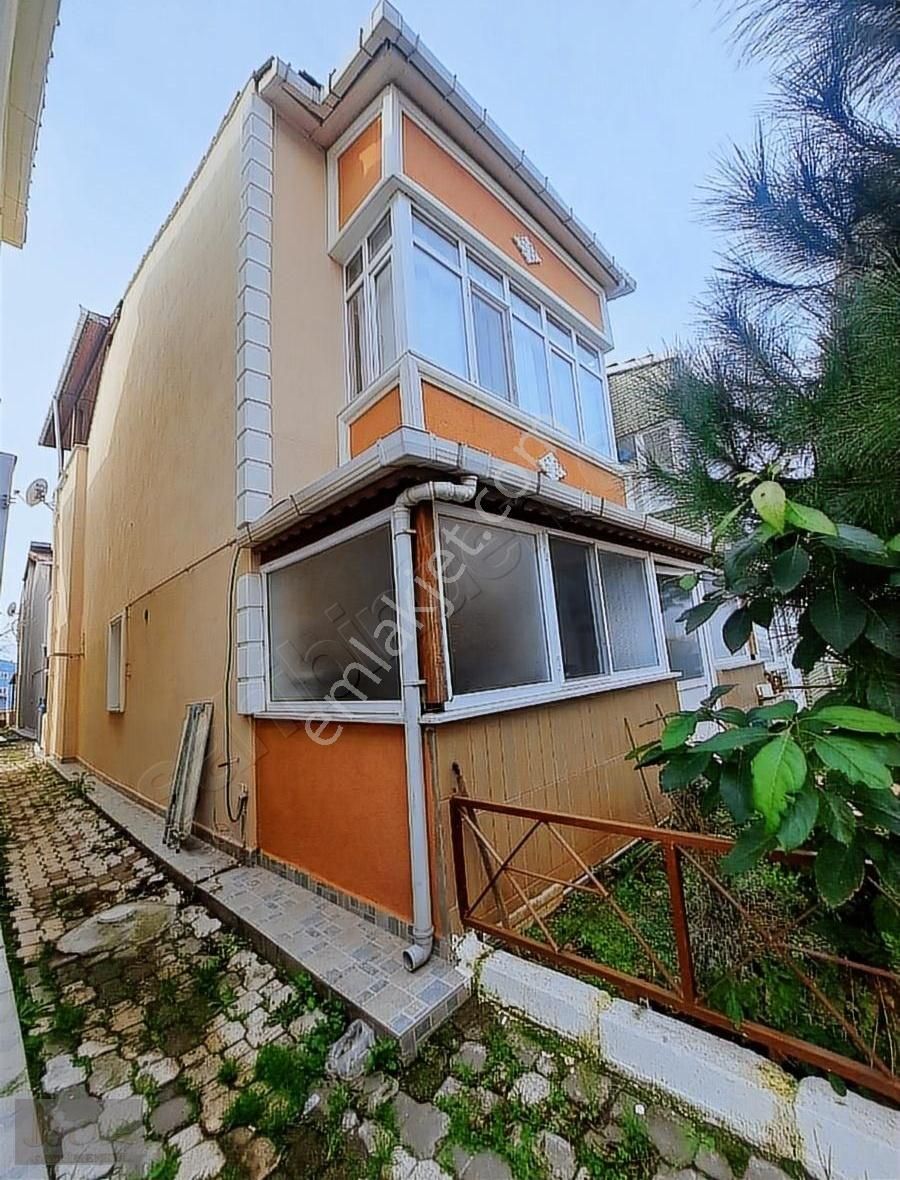 Biga Şirintepe Satılık Villa Çanakkale-biga Nilüfer Sitesinde Satılık Villa -4+1