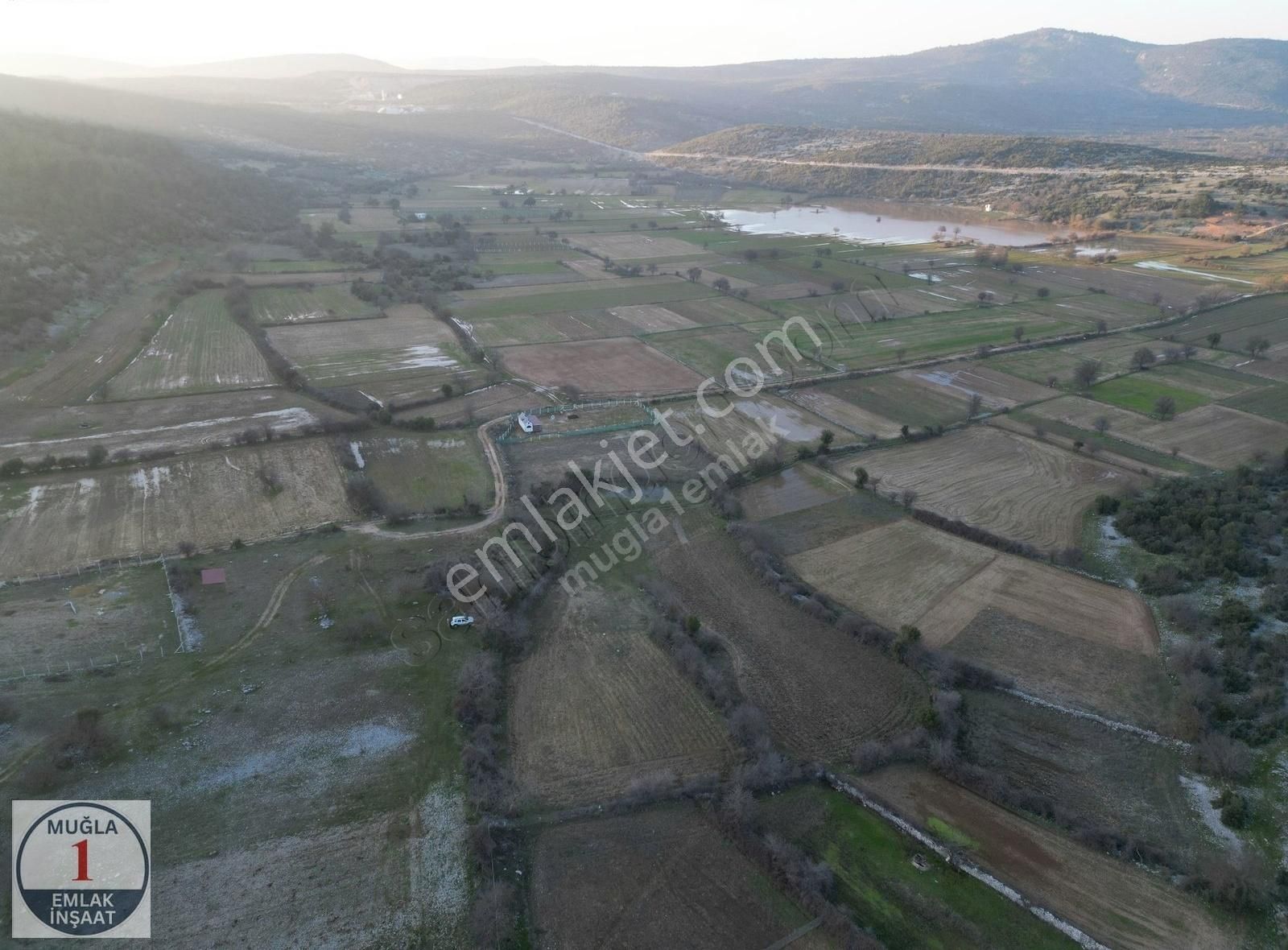 Menteşe Akkaya Satılık Tarla Menteşe Akkaya Yaylasında 2000 M2 Satılık Tarla