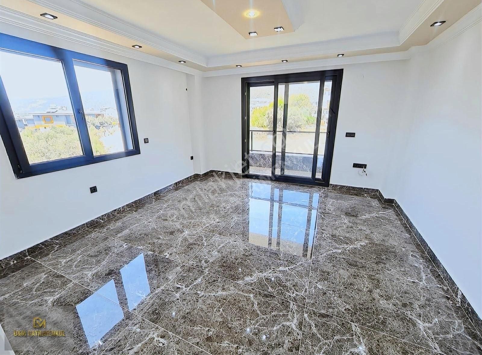 Didim Akbükde Giriş Kat Odalı 4+1 Havuzlu Müstakil Villa - Görsel 18