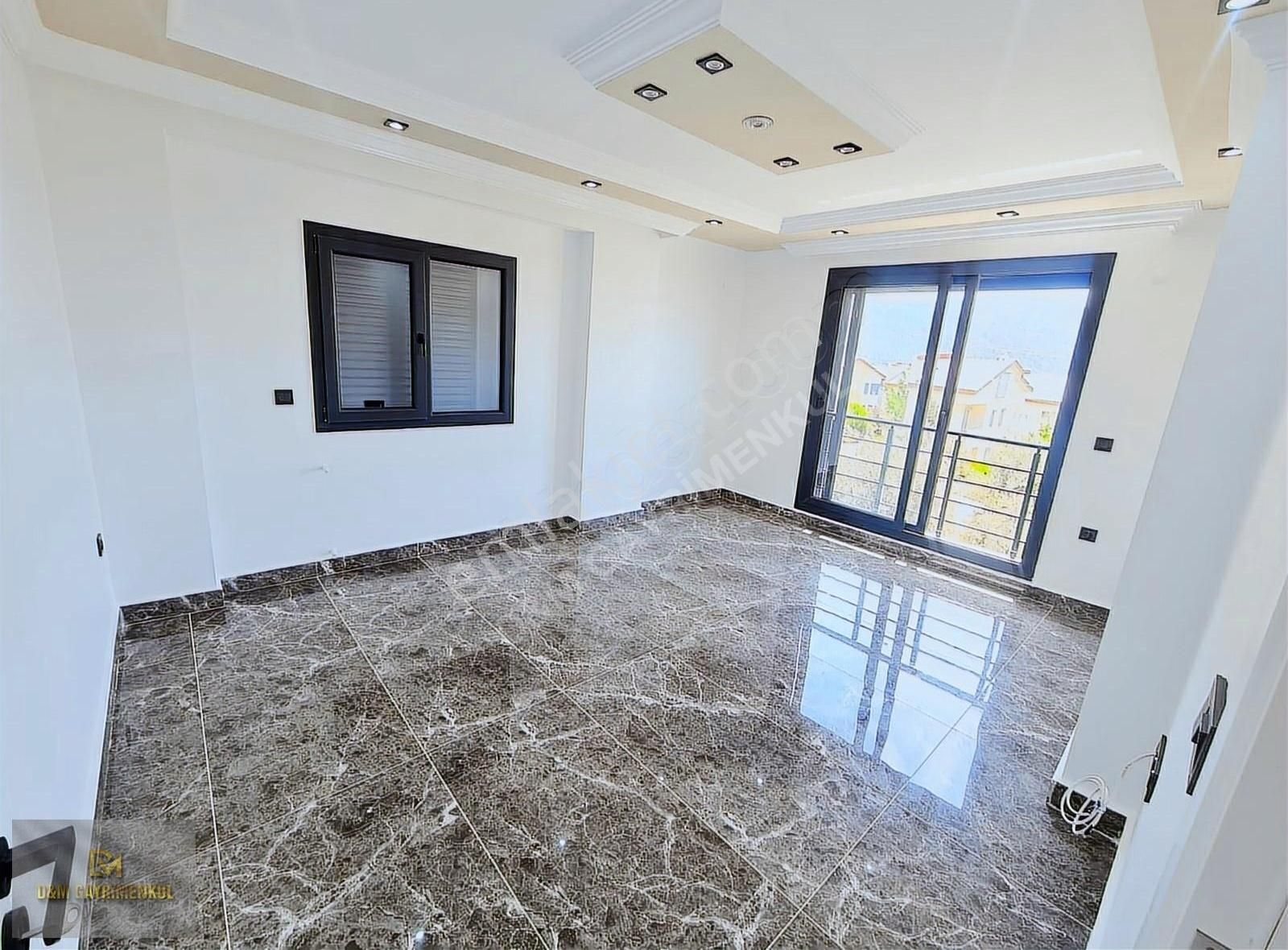 Didim Akbükde Giriş Kat Odalı 4+1 Havuzlu Müstakil Villa - Görsel 29