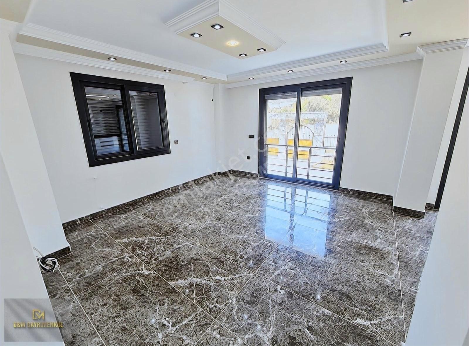 Didim Akbükde Giriş Kat Odalı 4+1 Havuzlu Müstakil Villa - Görsel 8