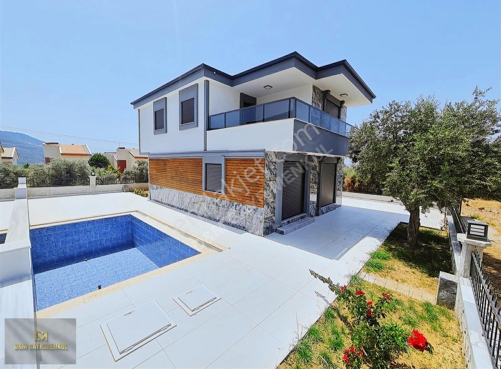 Didim Akbükde Giriş Kat Odalı 4+1 Havuzlu Müstakil Villa - Görsel 2