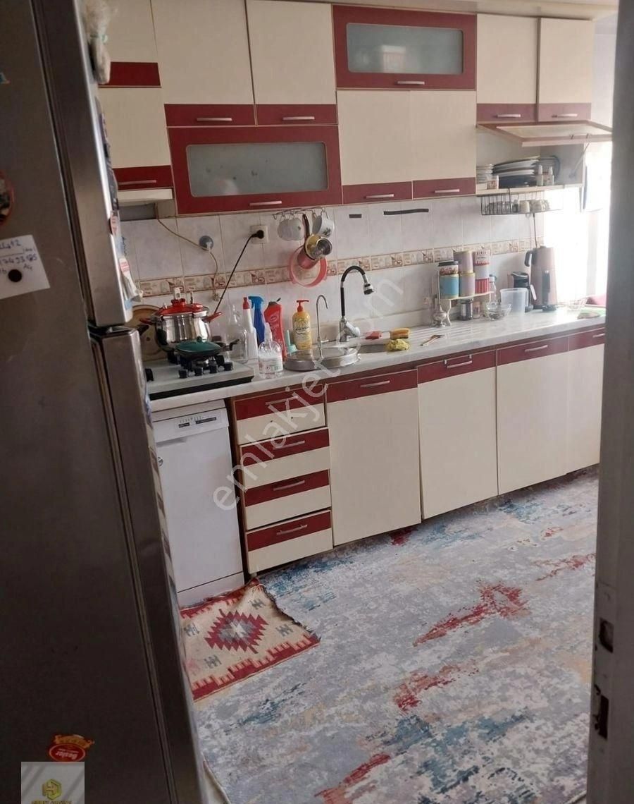 Tepebaşı Tunalı Satılık Daire Tunalı Mahallesi Sakarya-2 Caddesi Yakını Satılık 3+1 Daire