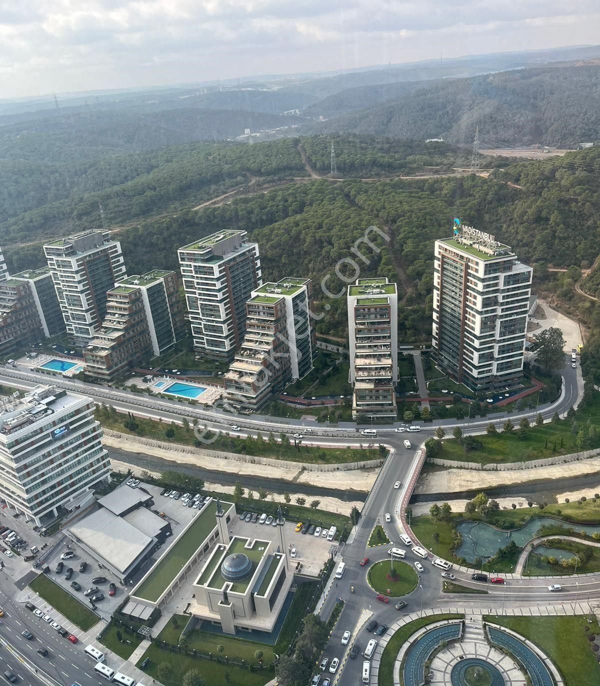 Sarıyer Huzur Satılık Daire Skyland İstanbul 1+0 Güncel Boş Satılık Daire