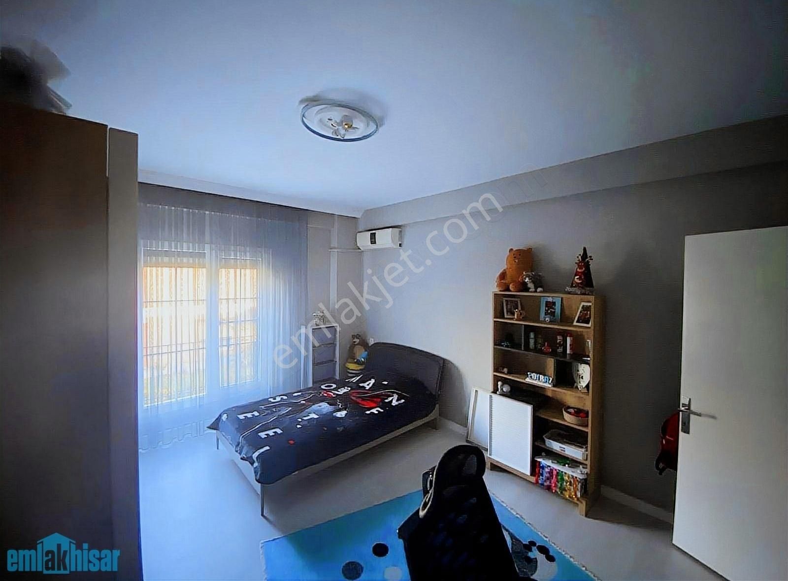 Akhisar Medar'da Yüzme Havuzlu Satılık 4+1 Triplex Villa - Görsel 31