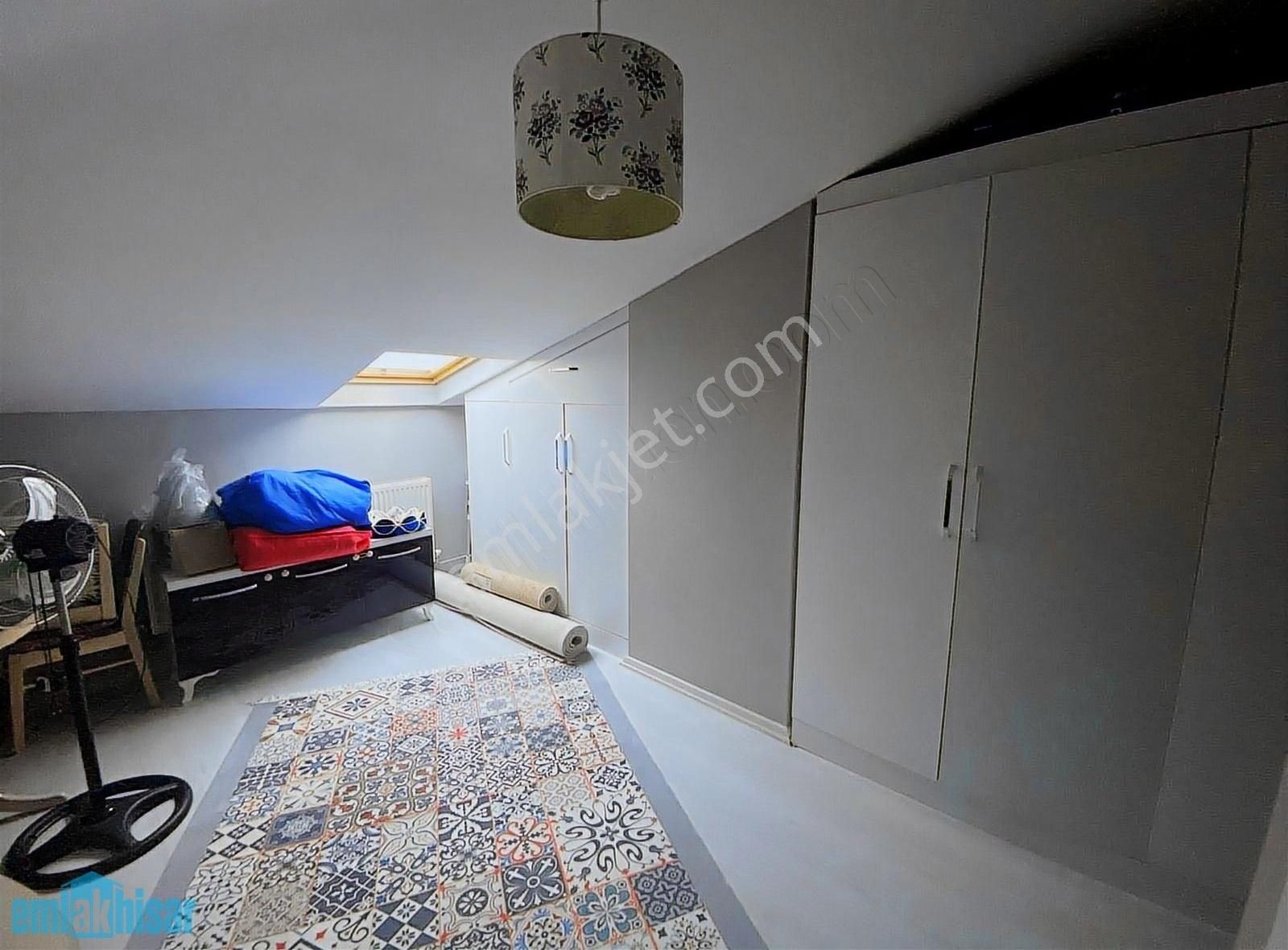 Akhisar Medar'da Yüzme Havuzlu Satılık 4+1 Triplex Villa - Görsel 12