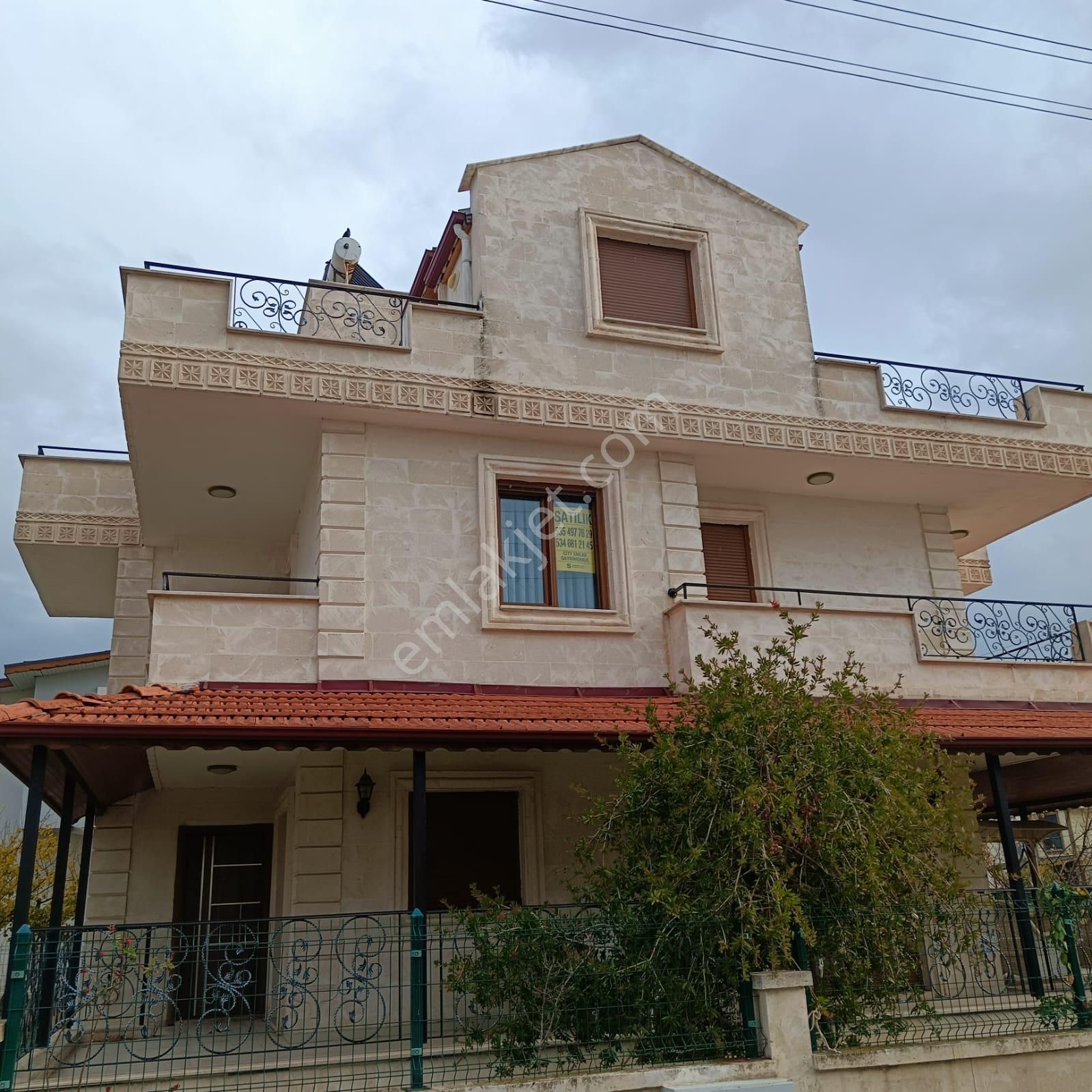 Mardin Sarı Kalker Taşıyla Yapılmış Lüks Villa - Görsel 34