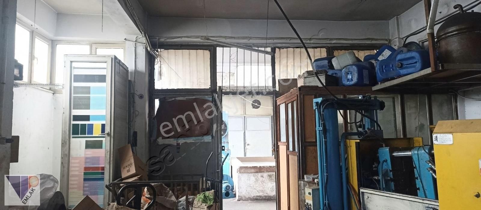 Eyüpsultan Topçular Kiralık Atölye Topçular İşmerkezinde 50 M2 Atölye Depo Asansörlü Otoparklı