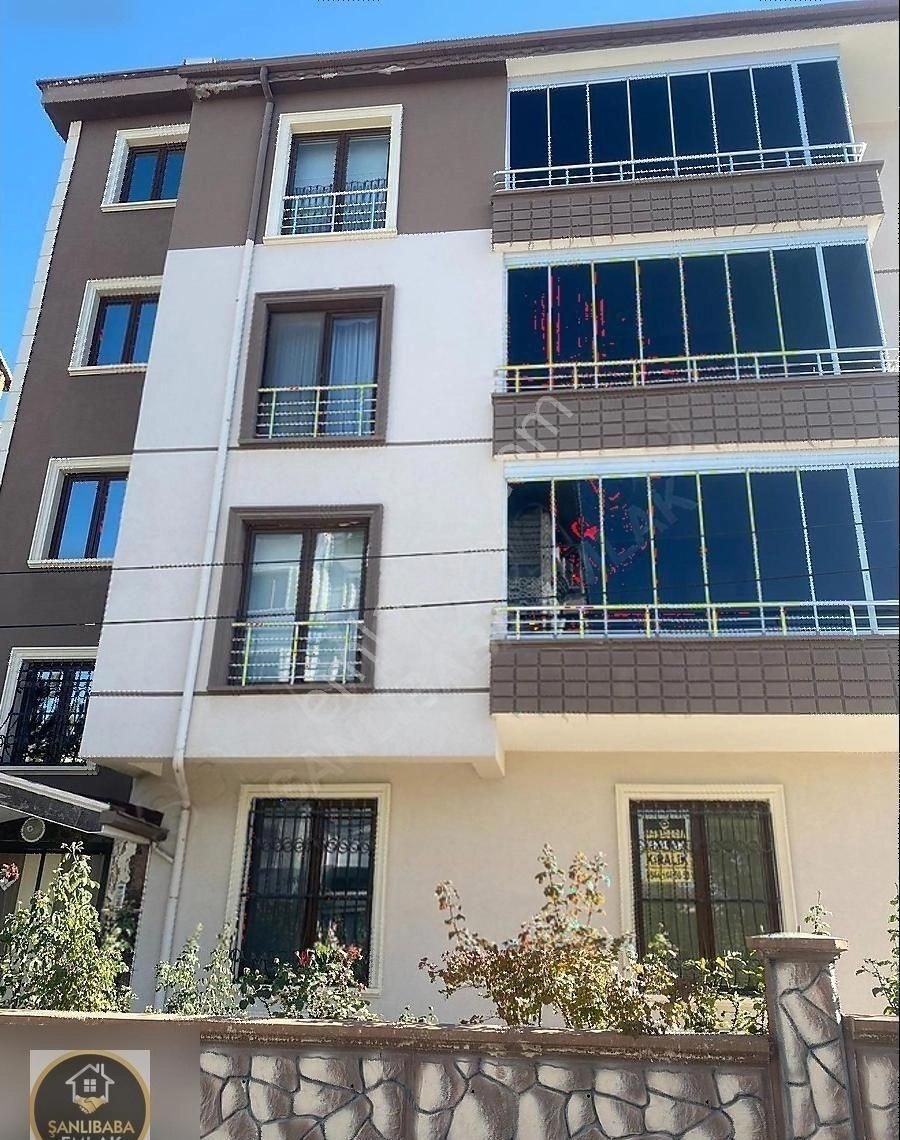 Nevşehir Merkez Güzelyurt Kiralık Daire Şanlıbaba Emlak'tan Güzelyurt Mahallesi 4+1 Yüksek Giriş Daire