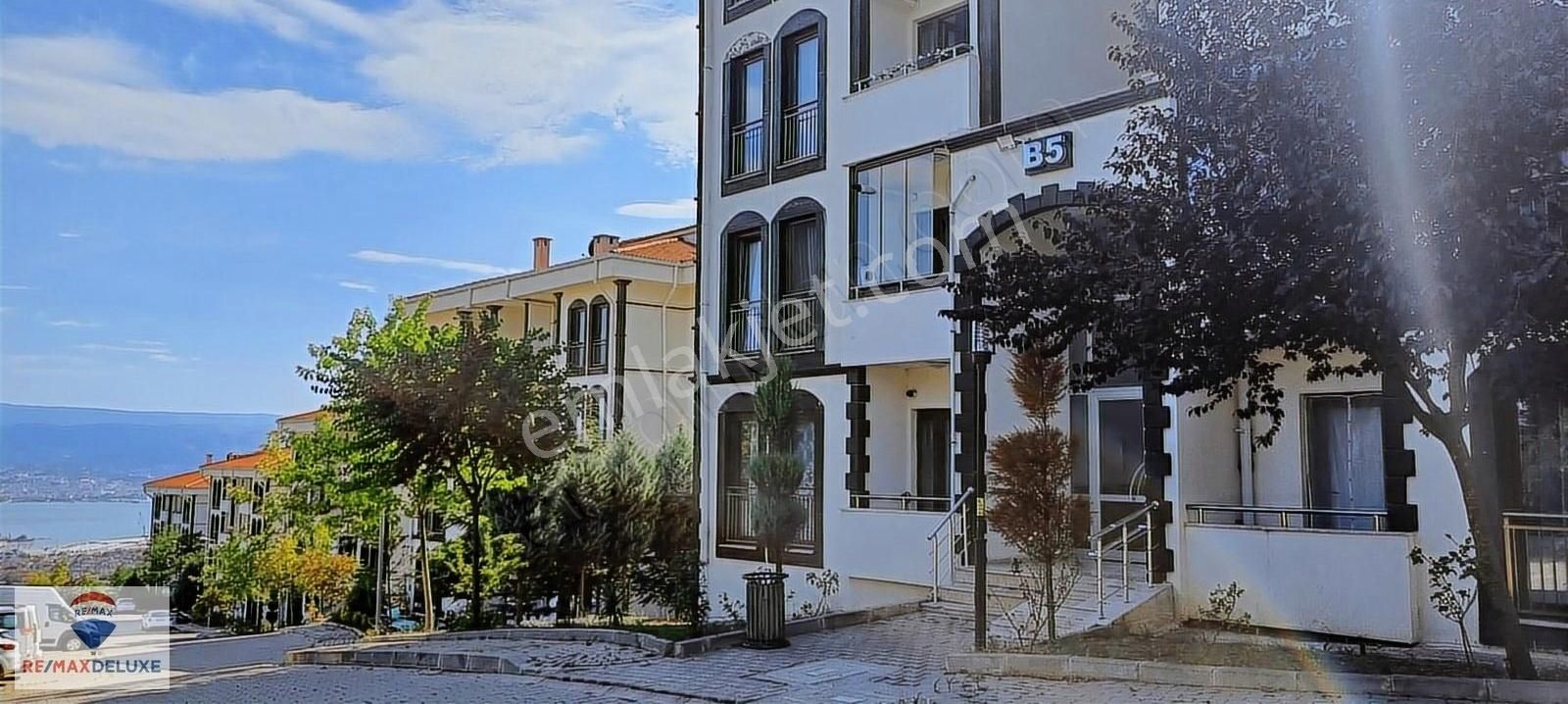 Derince Çınarlı Kiralık Daire Derince Çınarlı Basın Sitesi'nde Eşyalı Kiralık Daire