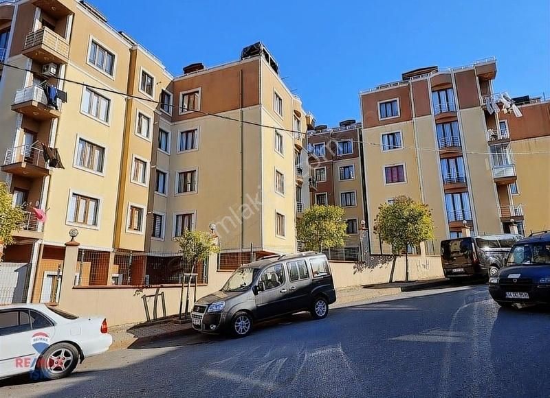 Sancaktepe Yenidoğan Kiralık Daire Butik Site Ve Cadde Üzerinde 3+1 Harika Daire