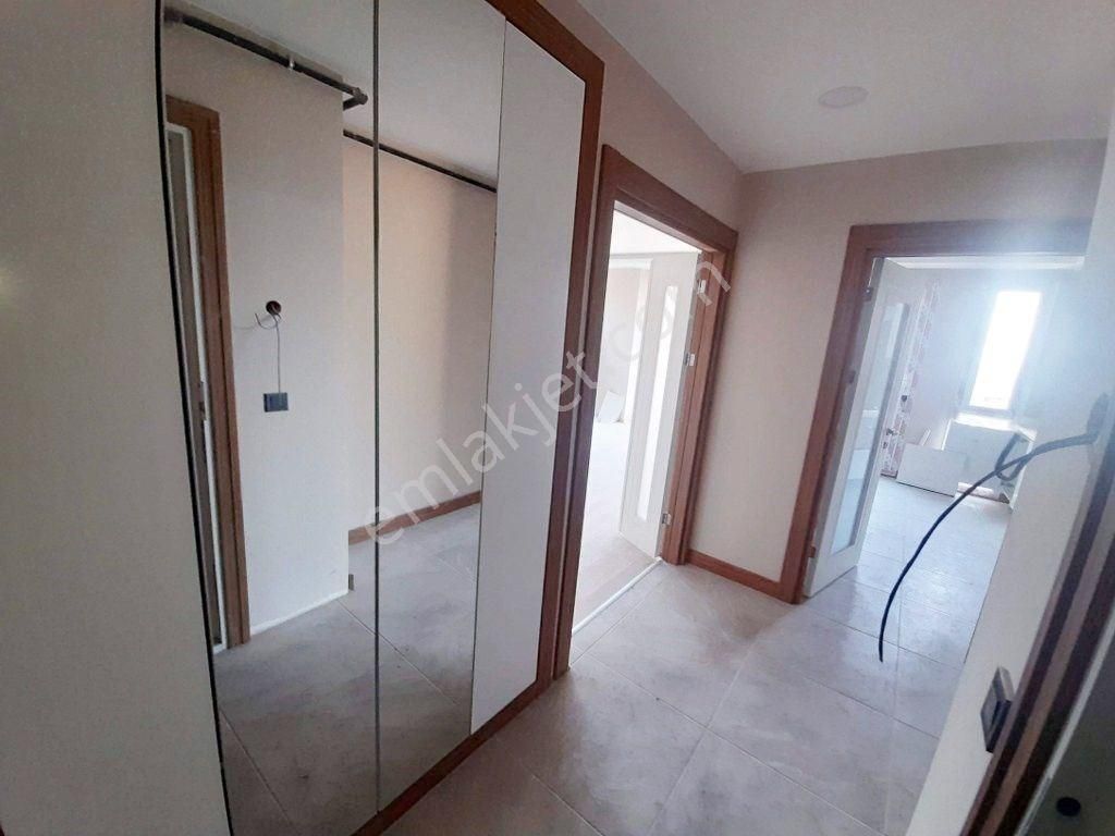 Beylikdüzü Sahil Satılık Daire Beylikdüzü Kavaklı Sahil Mahallesi Palm Marin Sitesinde Satılık 2+1 129 M2 Daire