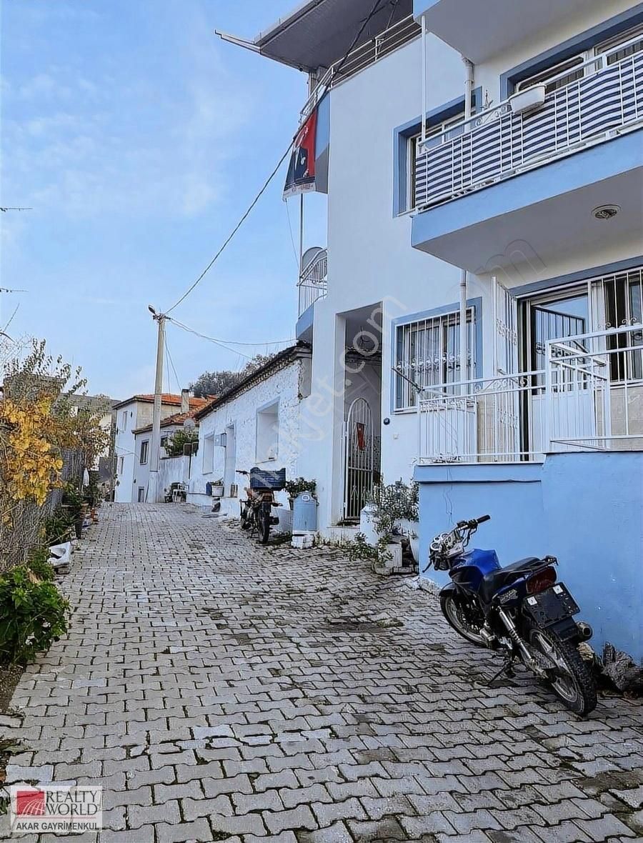 Seferihisar Ulamış Kiralık Müstakil Ev Rw Akar'dan Seferihisar Ulamışta Müstakil Evin Giriş Katı