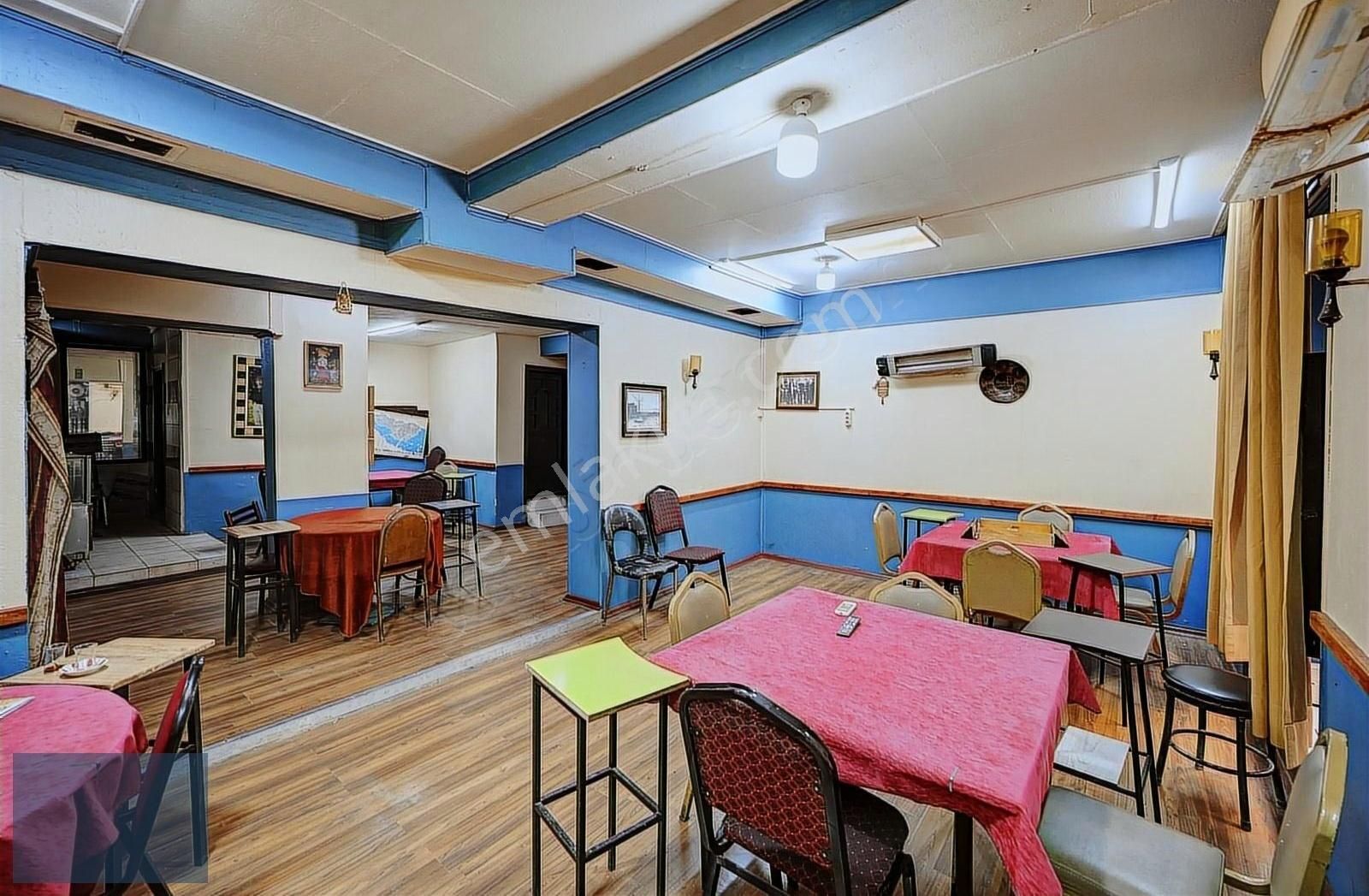 Beyoğlu İstiklal Caddesi Yakını Geniş Kullanım Alanlı Kupon Bina - Görsel 12