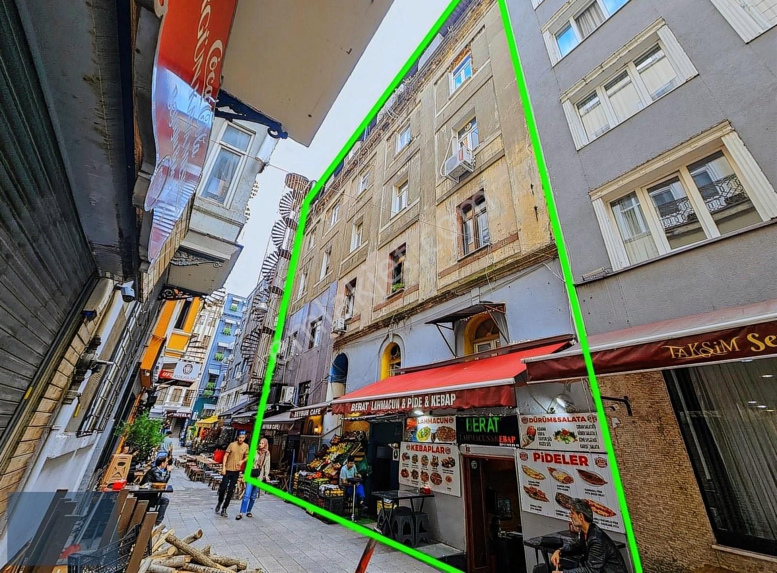 Beyoğlu İstiklal Caddesi Yakını Geniş Kullanım Alanlı Kupon Bina - Görsel 11
