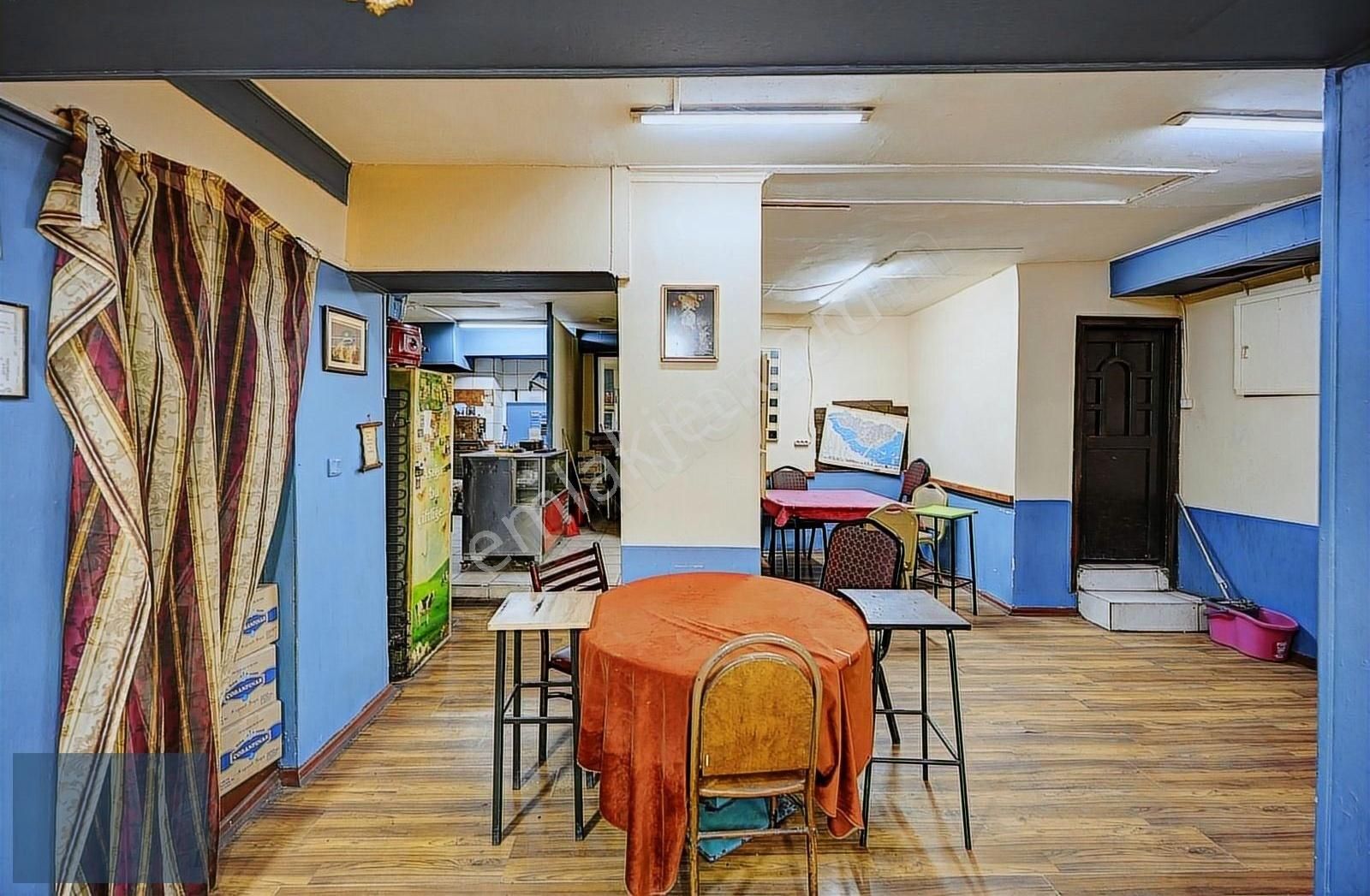 Beyoğlu İstiklal Caddesi Yakını Geniş Kullanım Alanlı Kupon Bina - Görsel 5