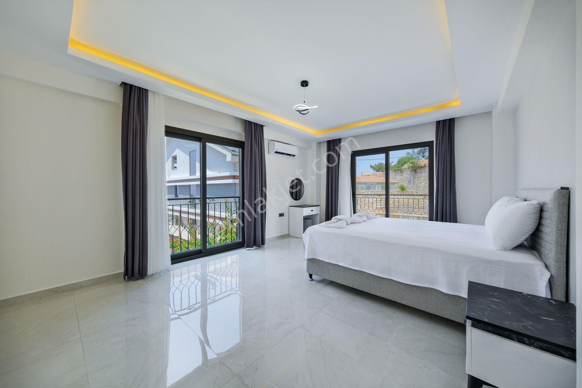 Fethiye Faralya Da Deniz Manzaralı Satılık 2 Adet Villa - Görsel 22